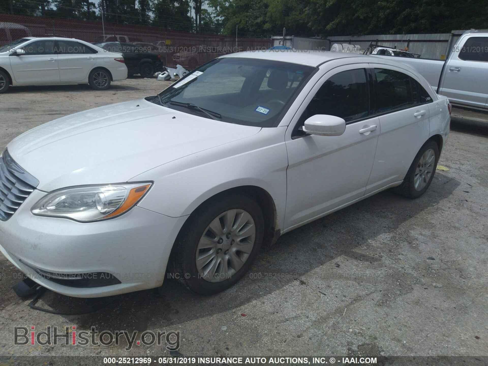 2013 CHRYSLER 200 - VIN: 1C3CCBAG8DN627344 - Photo 2