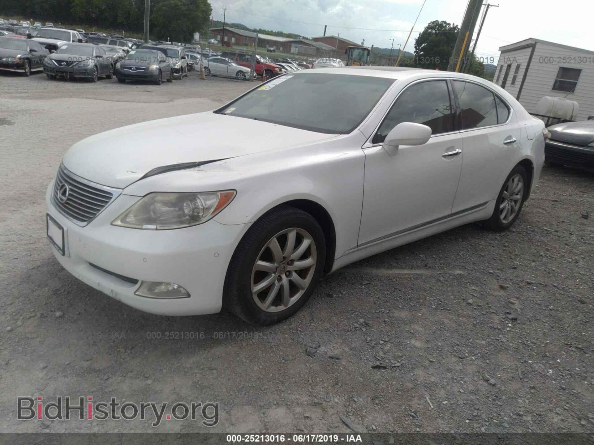 2007 LEXUS LS - VIN: JTHBL46F375039079 - Photo 2
