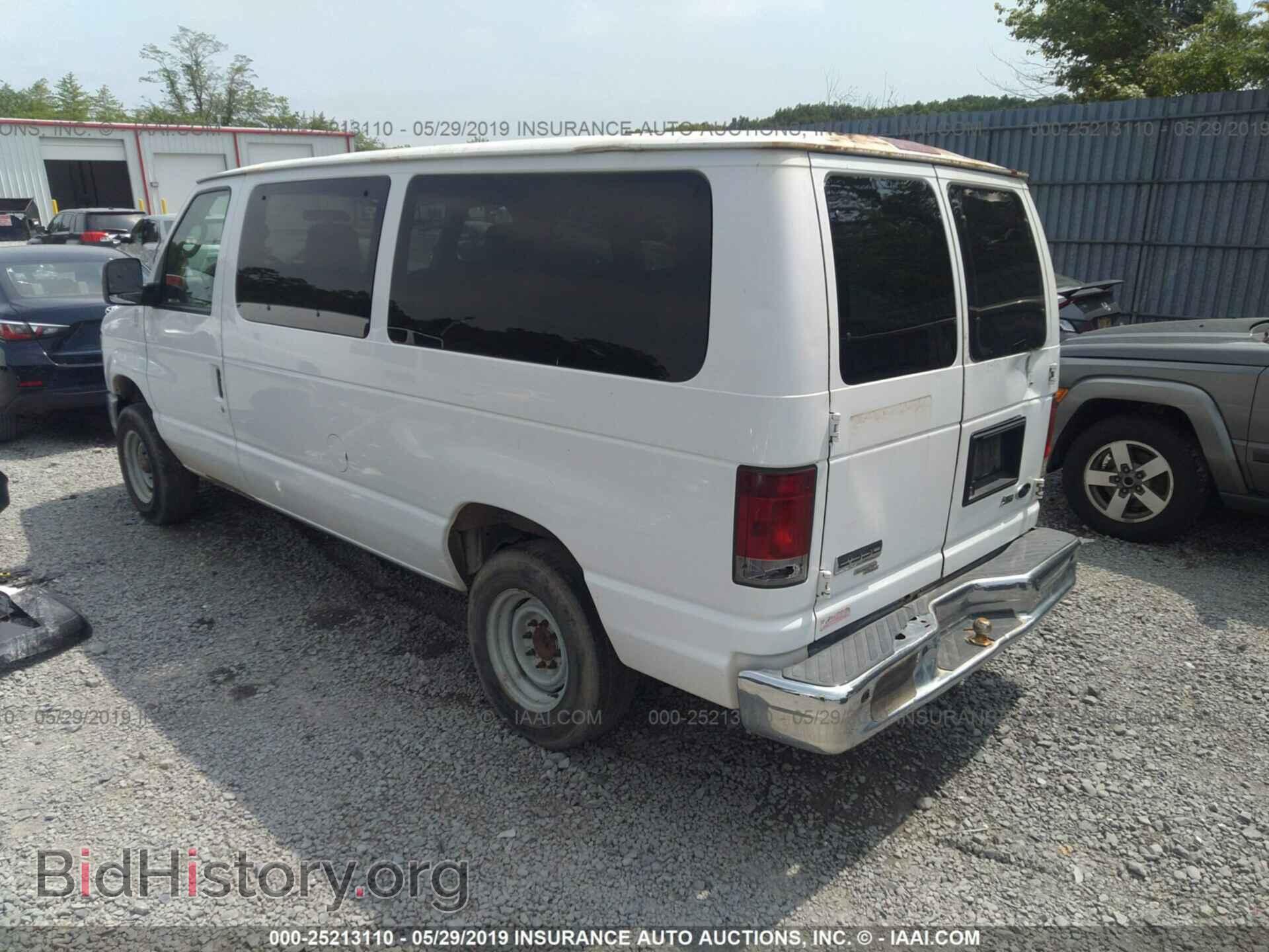 2010 FORD ECONOLINE - VIN: 1FBNE3BL7ADA21779 - Фото 3