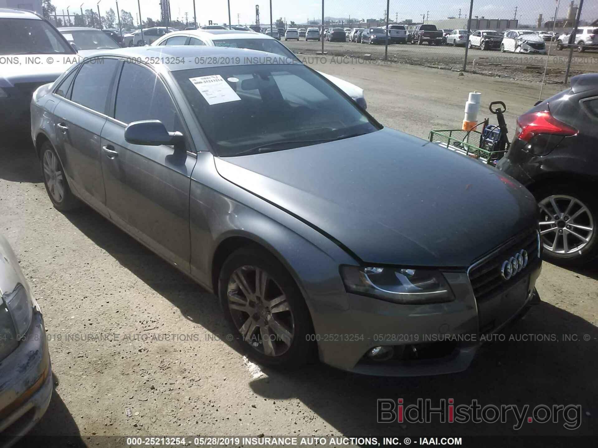 Photo WAUAFAFL8CA029784 - AUDI A4 2012