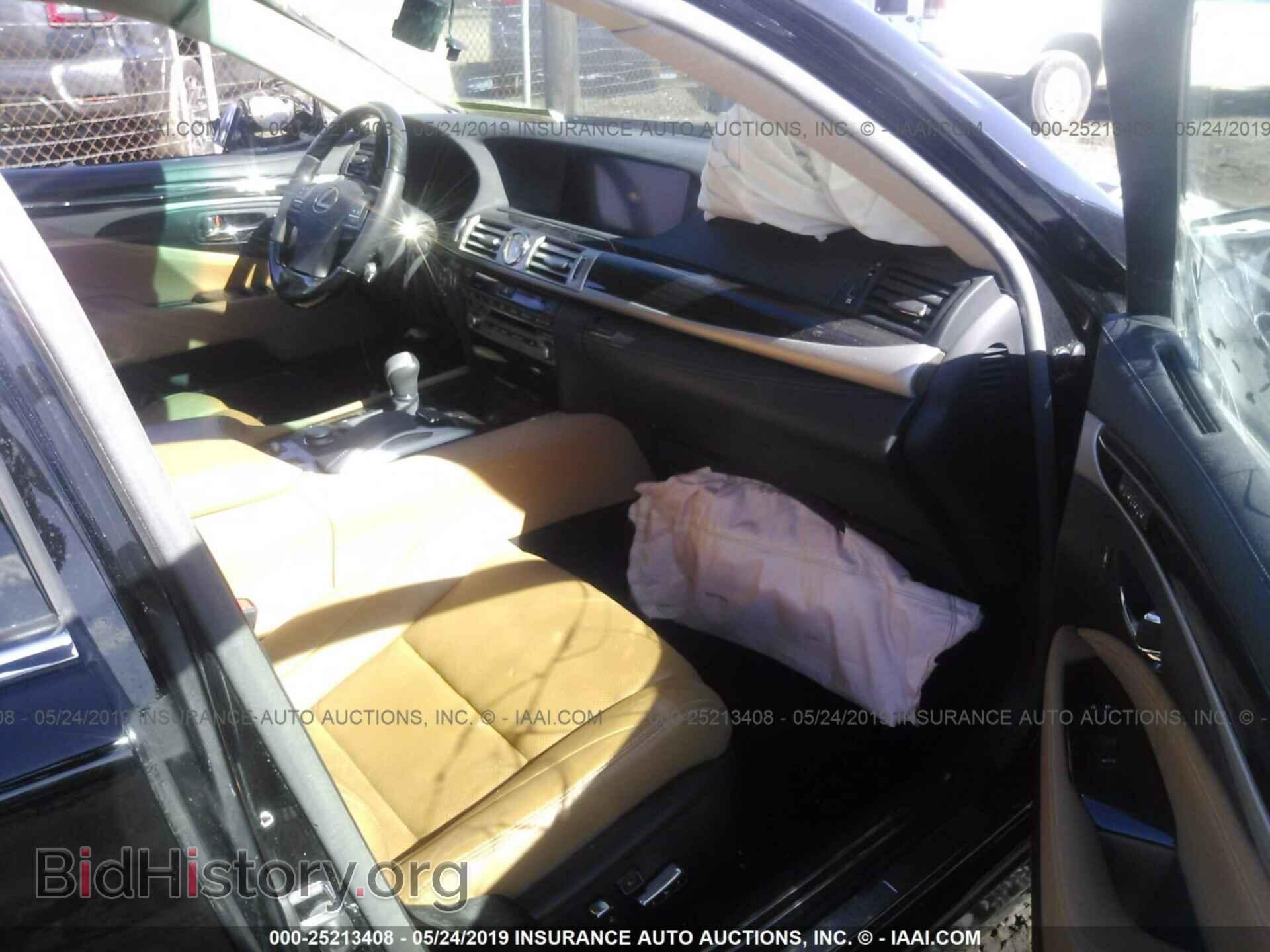 2017 LEXUS LS - VIN: JTHCL5EF4H5028783 - Photo 5