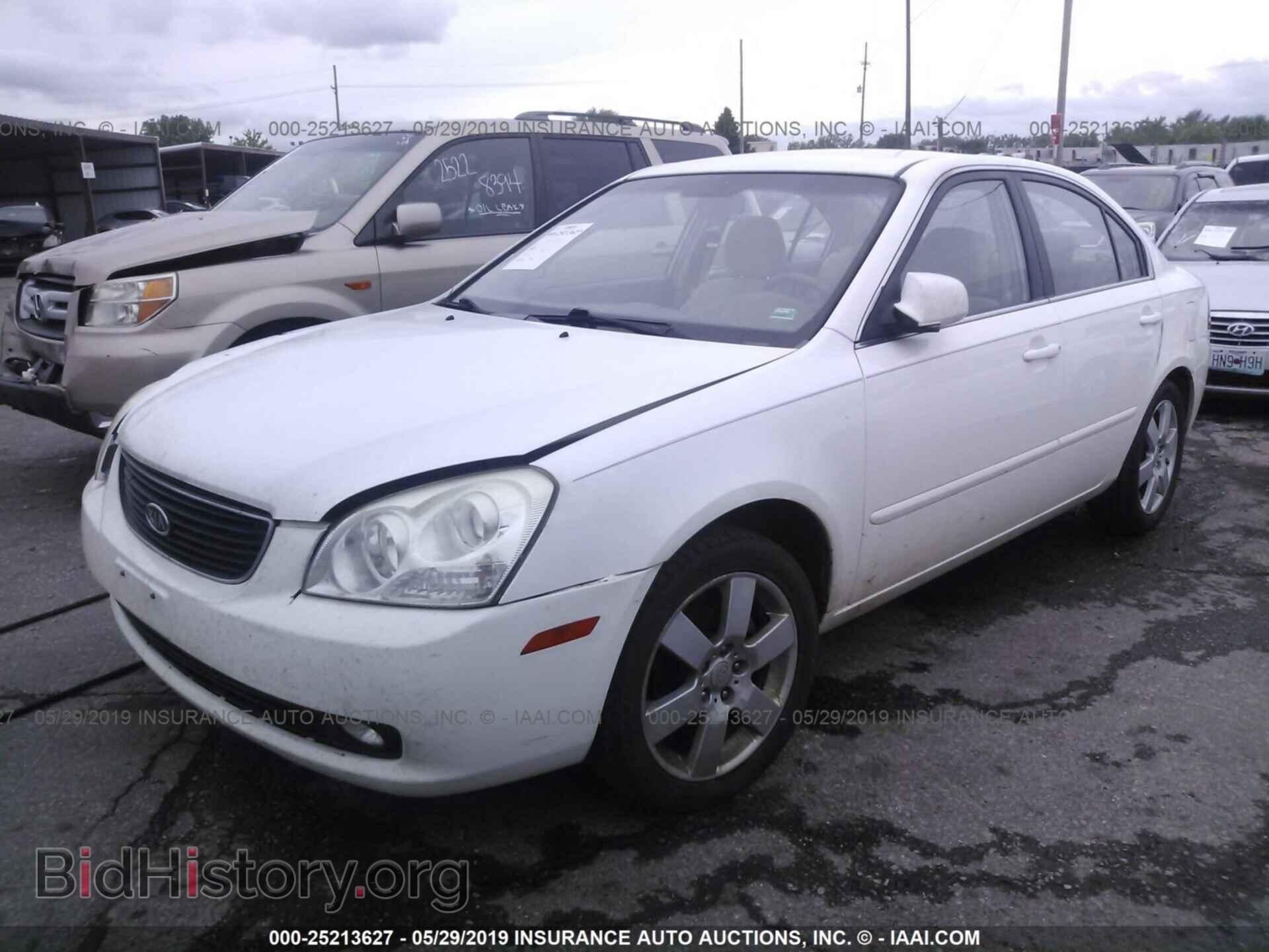 2008 KIA OPTIMA - VIN: KNAGE123885239305 - Фото 2