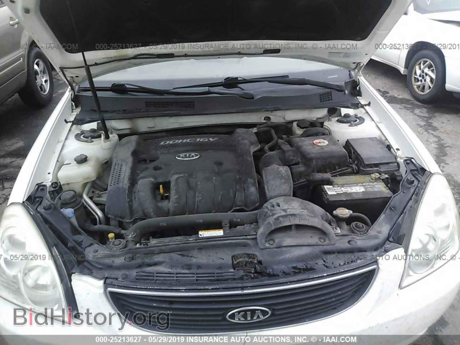 2008 KIA OPTIMA - VIN: KNAGE123885239305 - Фото 10