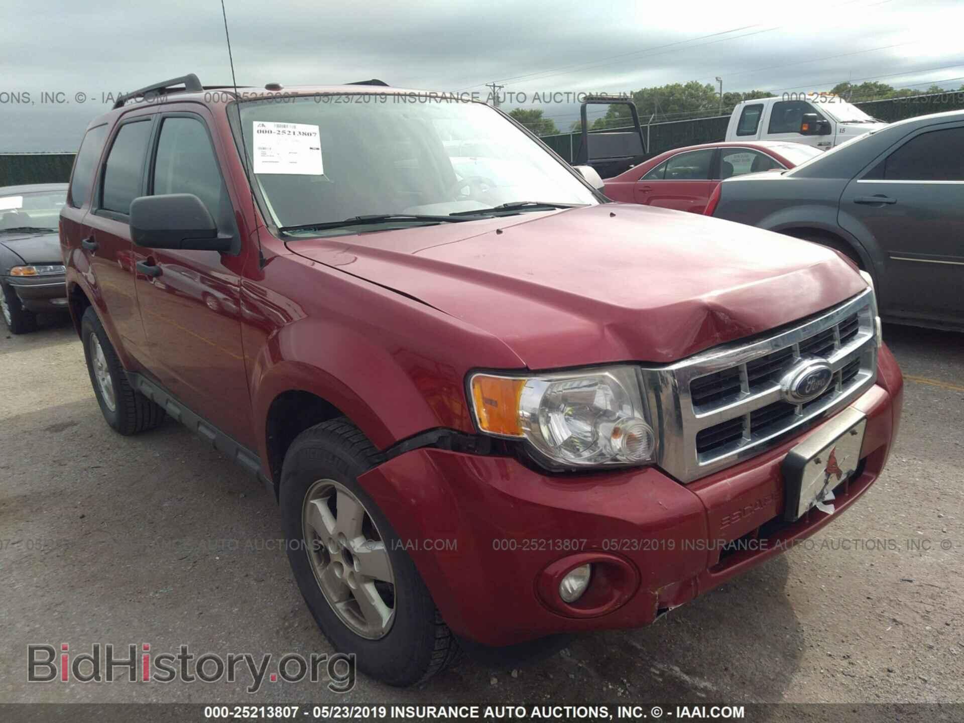 Photo 1FMCU03759KC81770 - FORD ESCAPE 2009