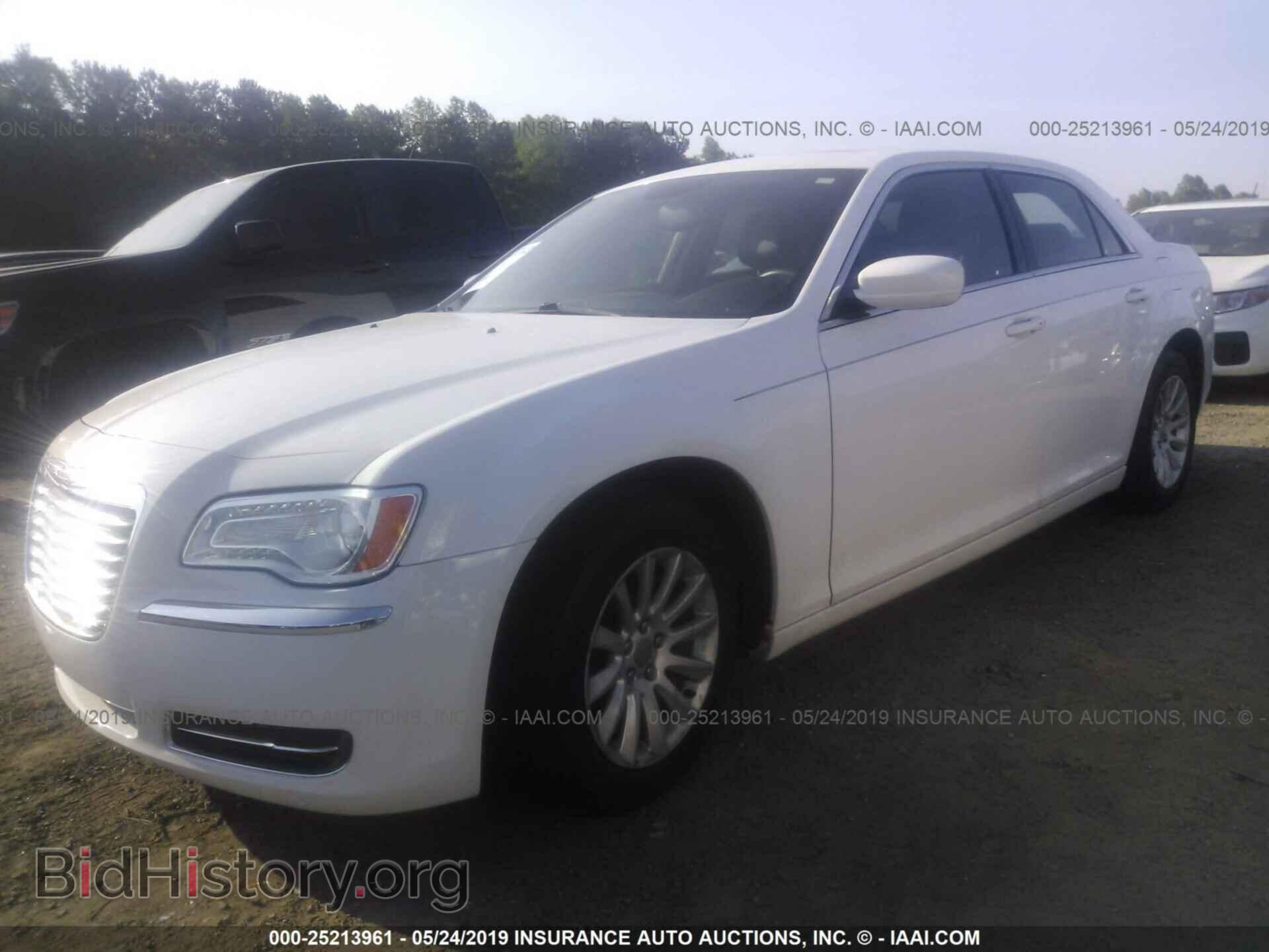 2014 CHRYSLER 300 - VIN: 2C3CCAAG8EH180891 - Фото 2