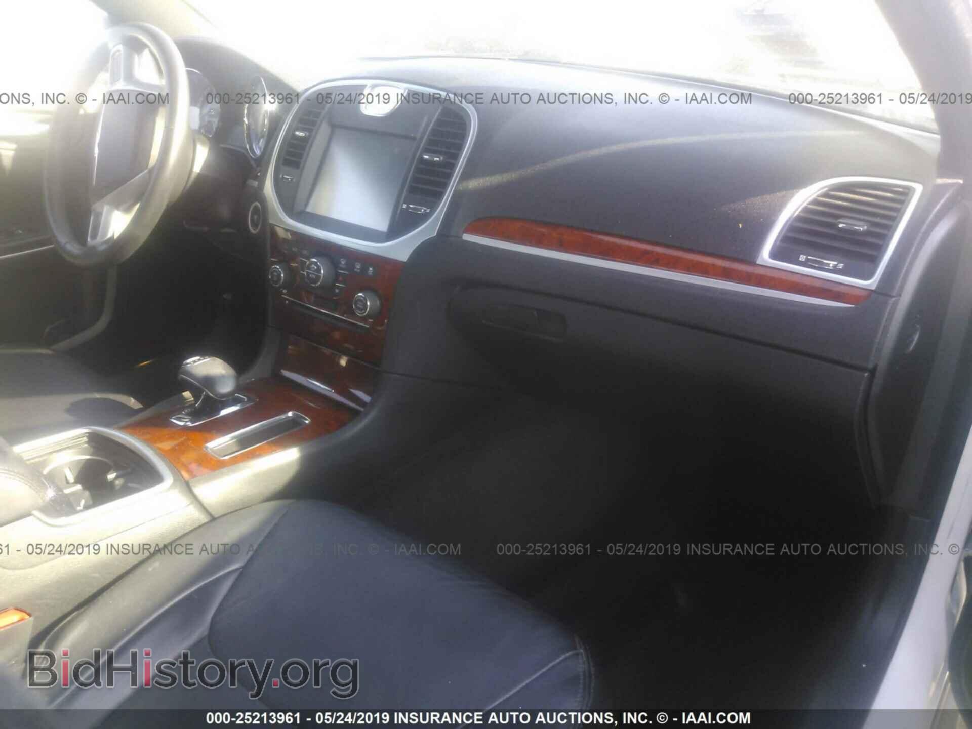 2014 CHRYSLER 300 - VIN: 2C3CCAAG8EH180891 - Фото 5