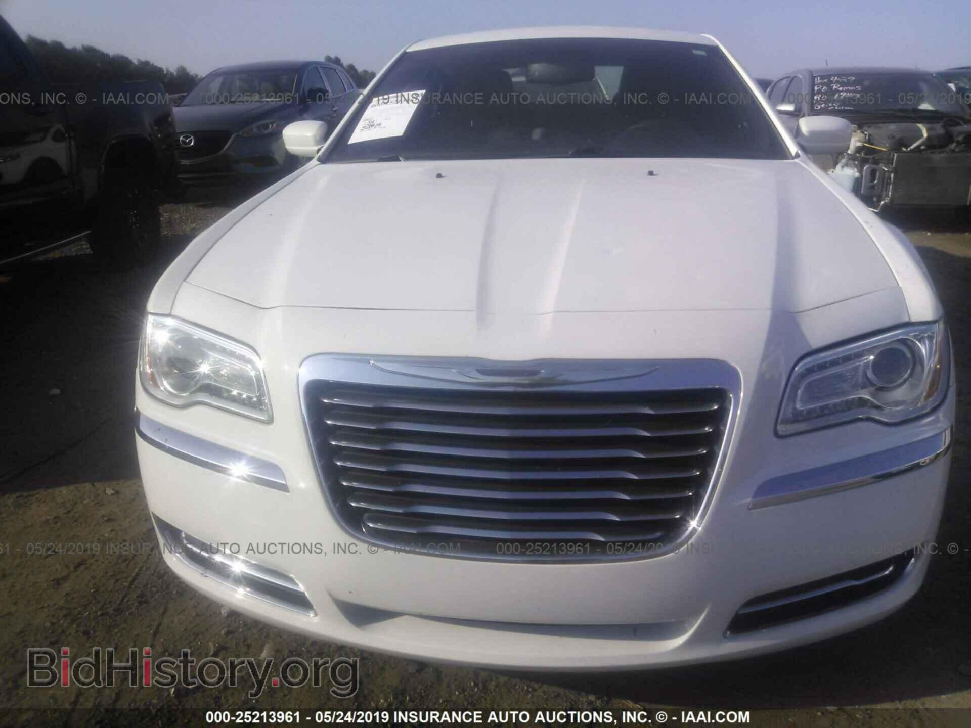 2014 CHRYSLER 300 - VIN: 2C3CCAAG8EH180891 - Фото 6