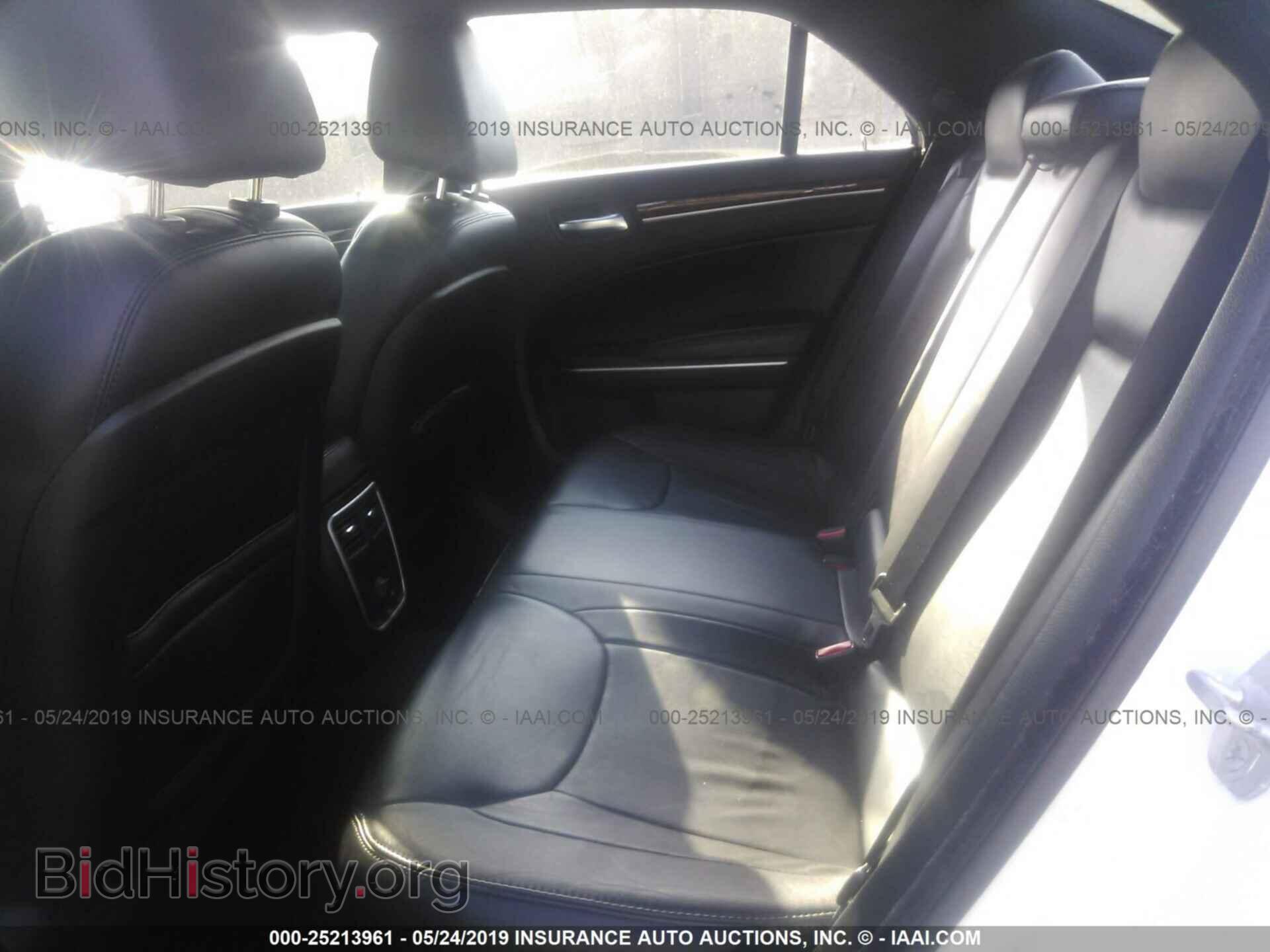 2014 CHRYSLER 300 - VIN: 2C3CCAAG8EH180891 - Фото 8