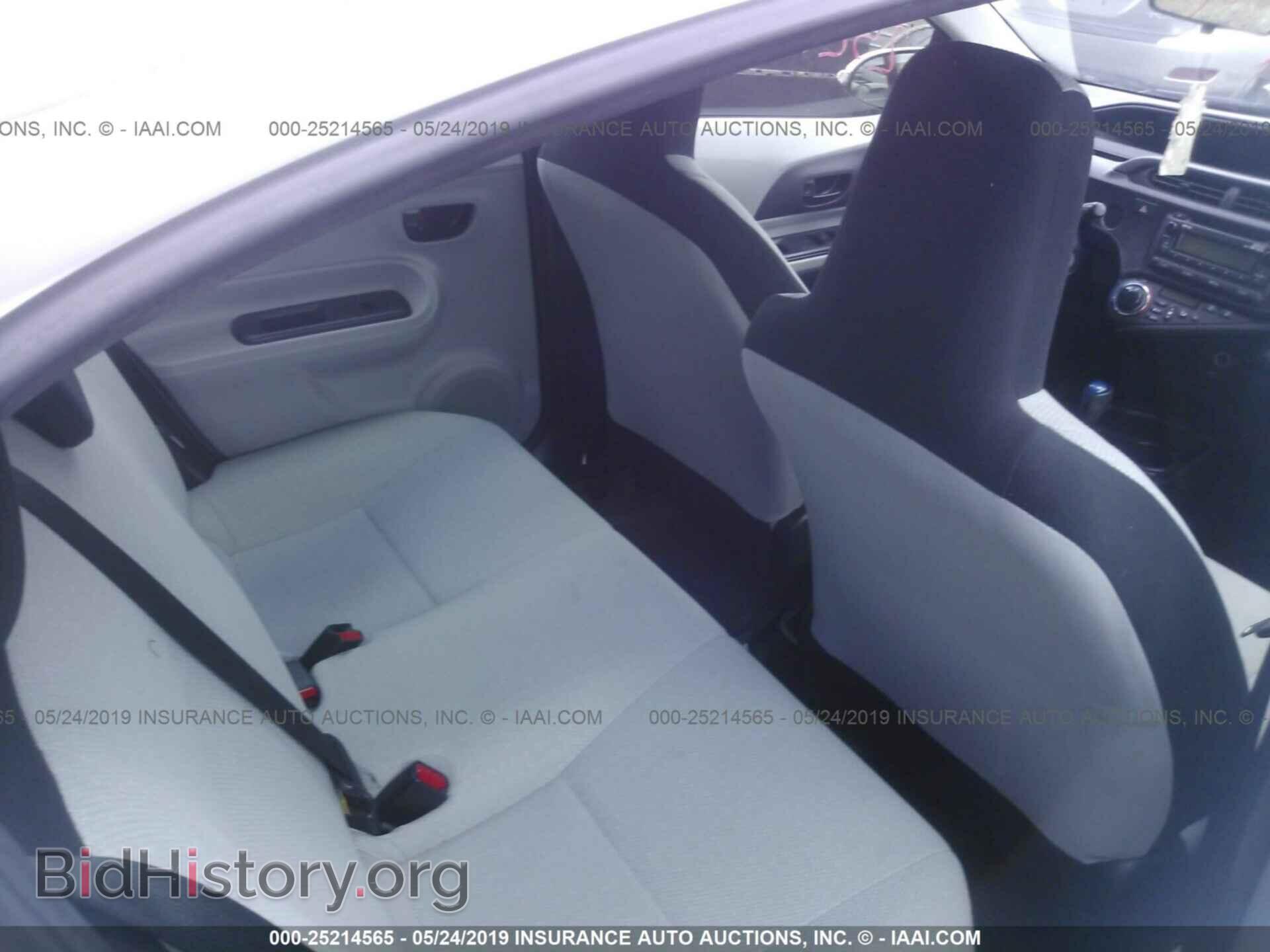 2013 TOYOTA PRIUS C - VIN: JTDKDTB32D1554940 - Фото 8