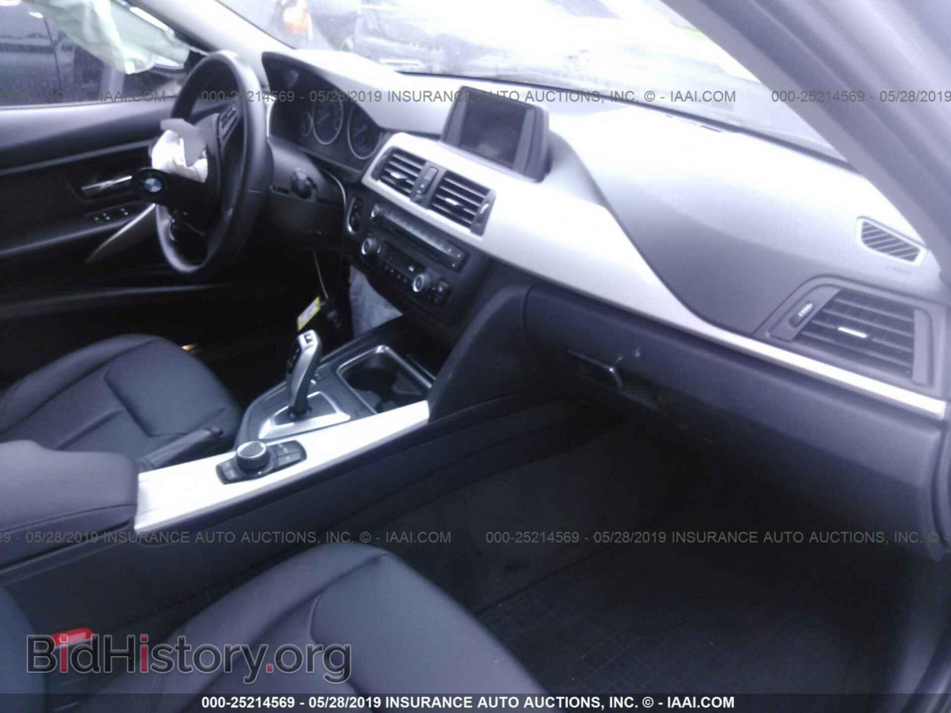 2014 BMW 320 - VIN: WBA3C3G54ENS69939 - Photo 5