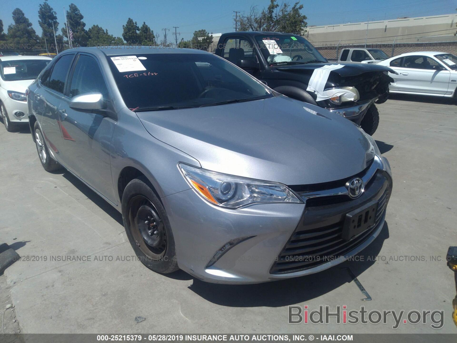 Photo 4T4BF1FK0FR451180 - TOYOTA CAMRY 2015