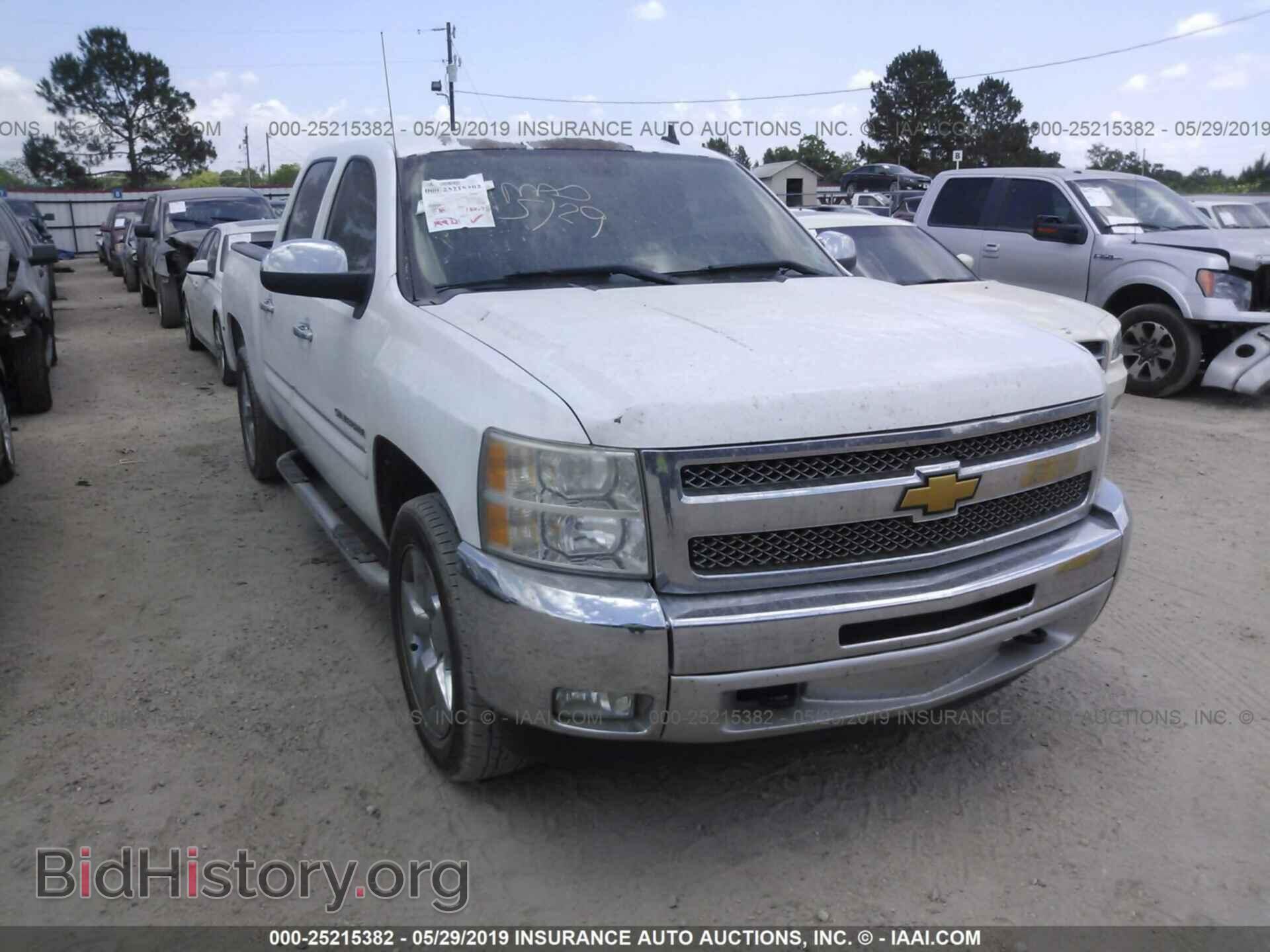 Фотография 3GCPCSE06BG382981 - CHEVROLET SILVERADO 2011