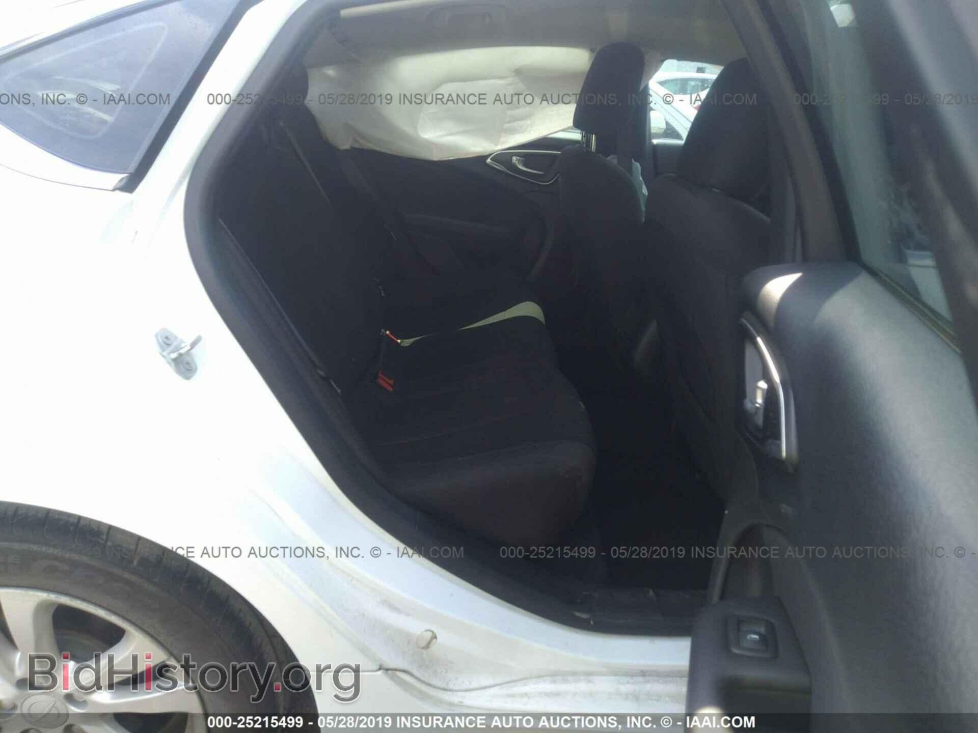 2016 CHRYSLER 200 - VIN: 1C3CCCAB6GN166045 - Фото 8