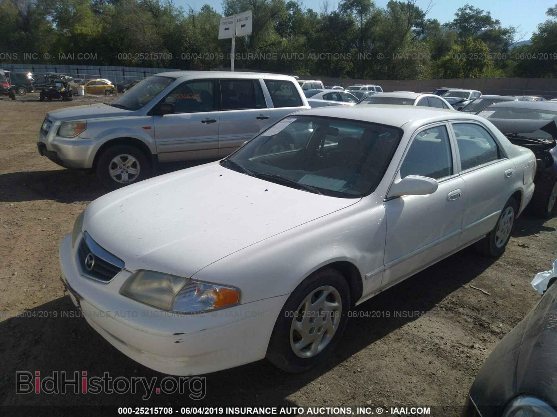 2000 MAZDA 626 - VIN: 1YVGF22C1Y5105204 - Фото 2