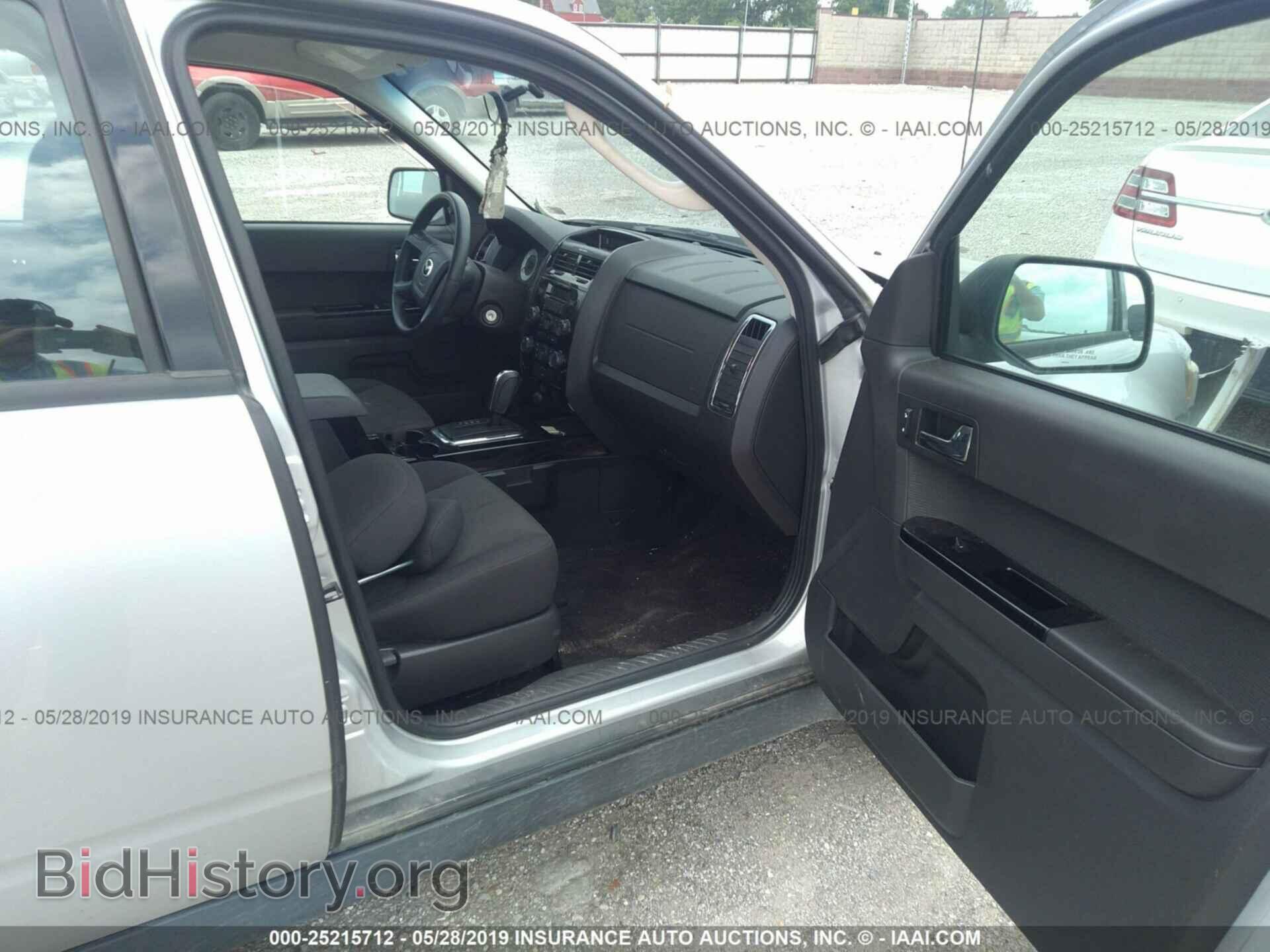 2011 MAZDA TRIBUTE - VIN: 4F2CY0C78BKM01012 - Фото 5