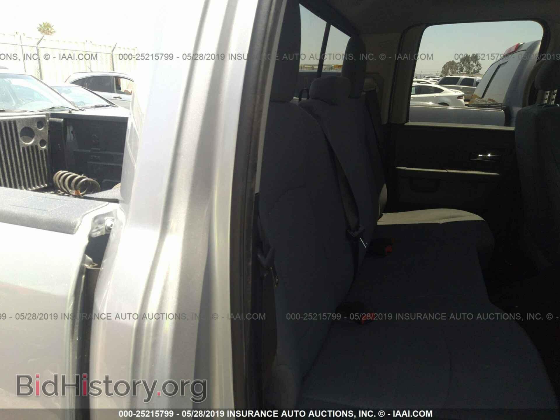 2017 RAM 1500 - VIN: 1C6RR6GG2HS790623 - Фото 8