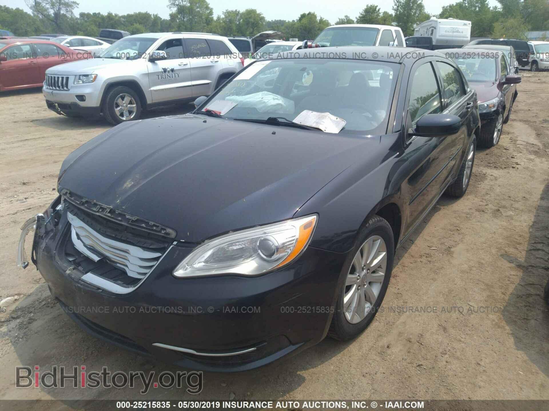 2012 CHRYSLER 200 - VIN: 1C3CCBBB4CN205024 - Фото 2