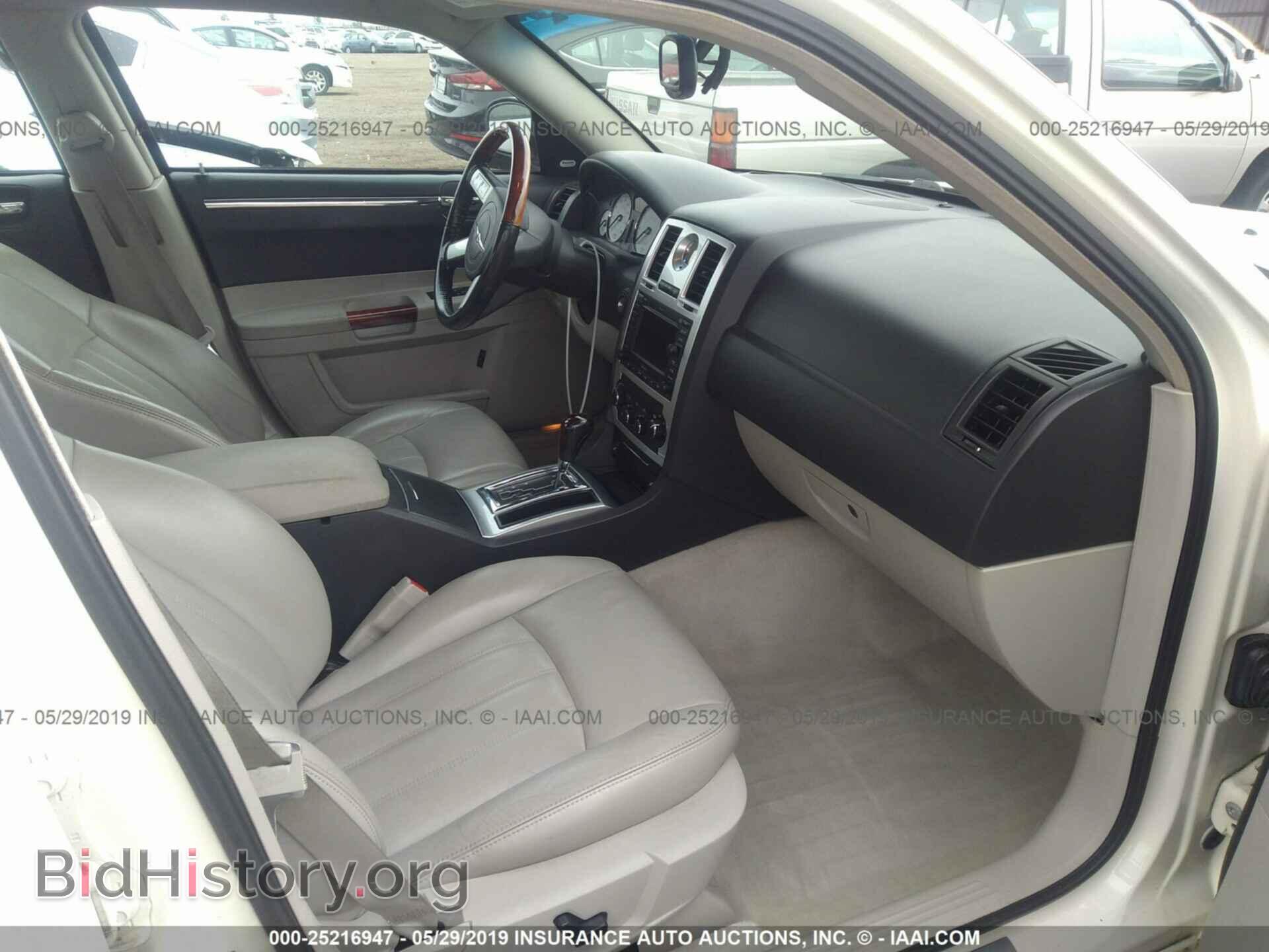 2006 CHRYSLER 300C - VIN: 2C3LA63H06H109064 - Фото 5