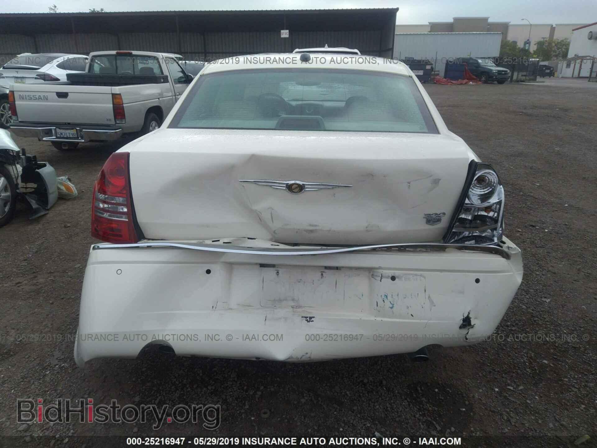 2006 CHRYSLER 300C - VIN: 2C3LA63H06H109064 - Фото 6