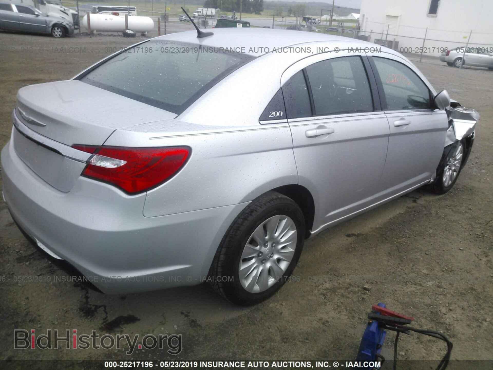 2012 CHRYSLER 200 - VIN: 1C3CCBAB8CN167279 - Фото 4