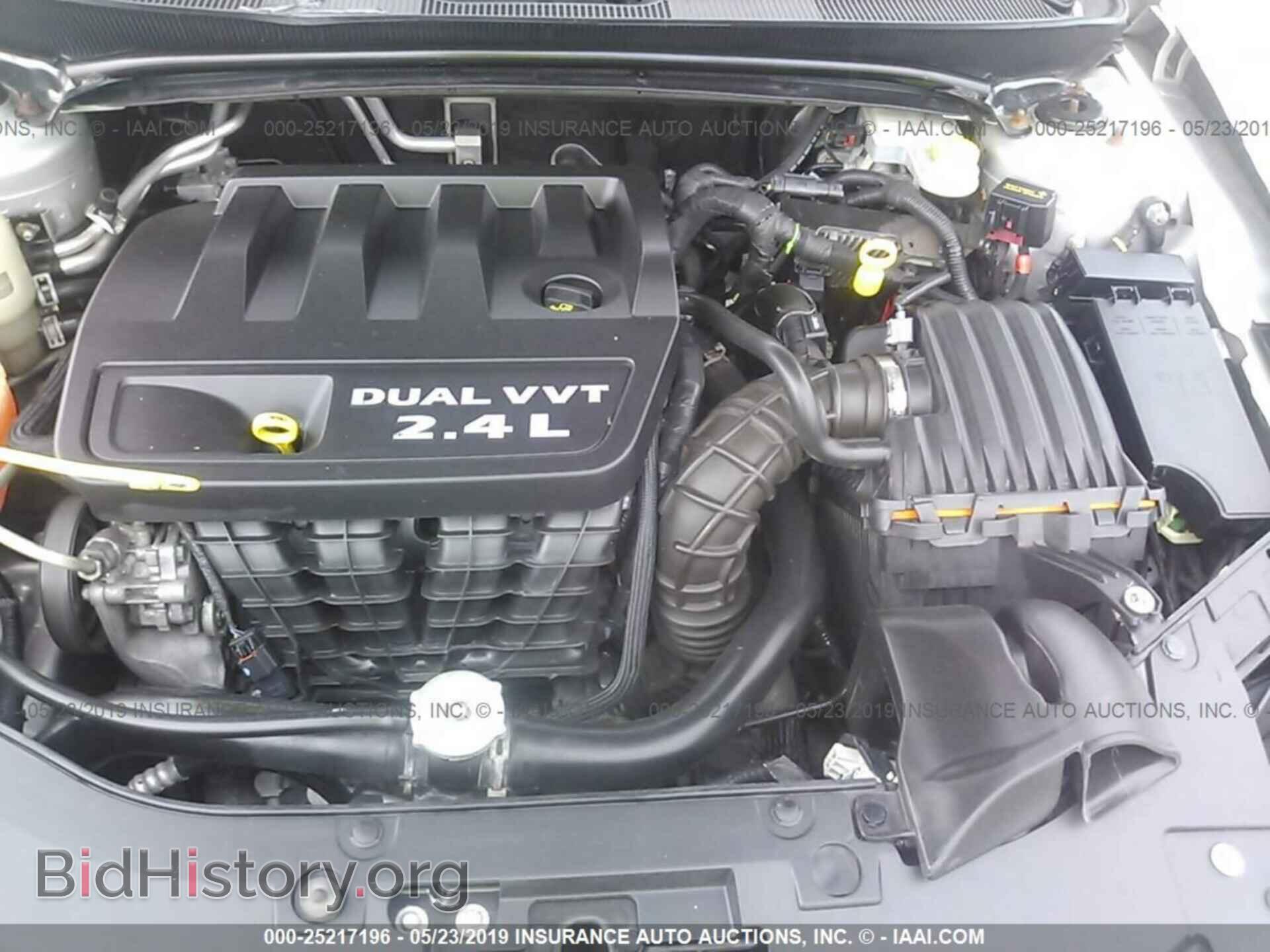 2012 CHRYSLER 200 - VIN: 1C3CCBAB8CN167279 - Фото 10