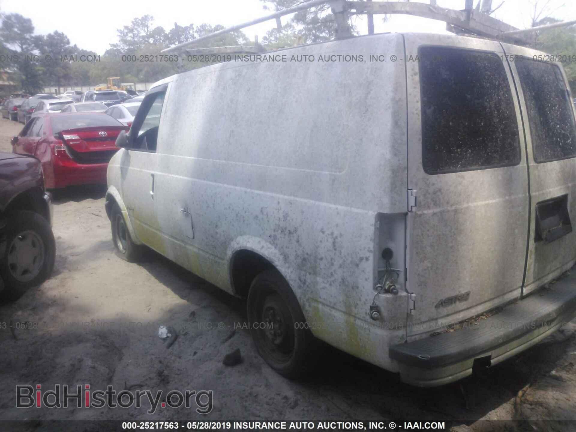 2000 CHEVROLET ASTRO - VIN: 1GCDM19W3YB195854 - Фото 3