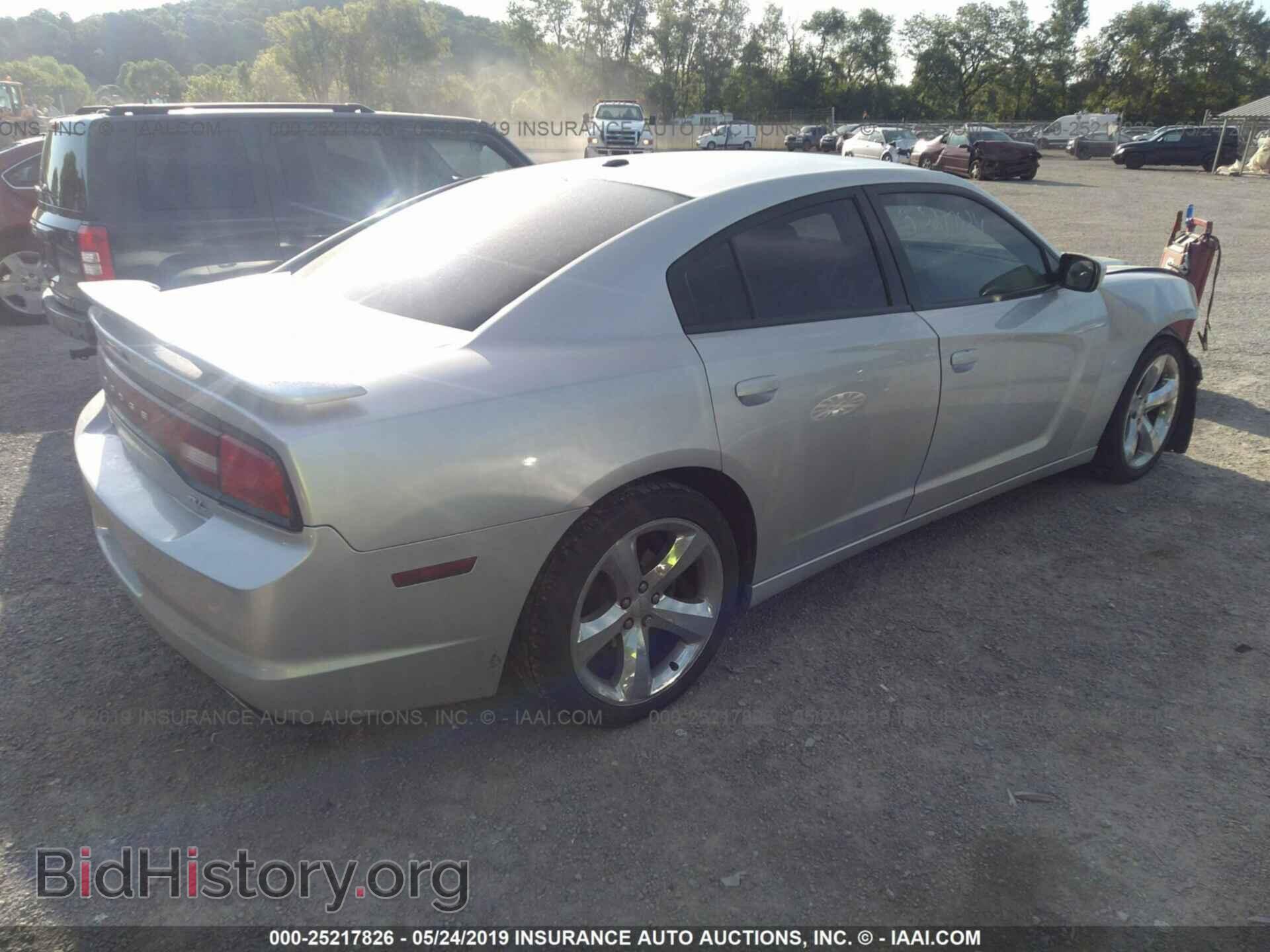 2011 DODGE CHARGER - VIN: 2B3CL5CT2BH613485 - Фото 4