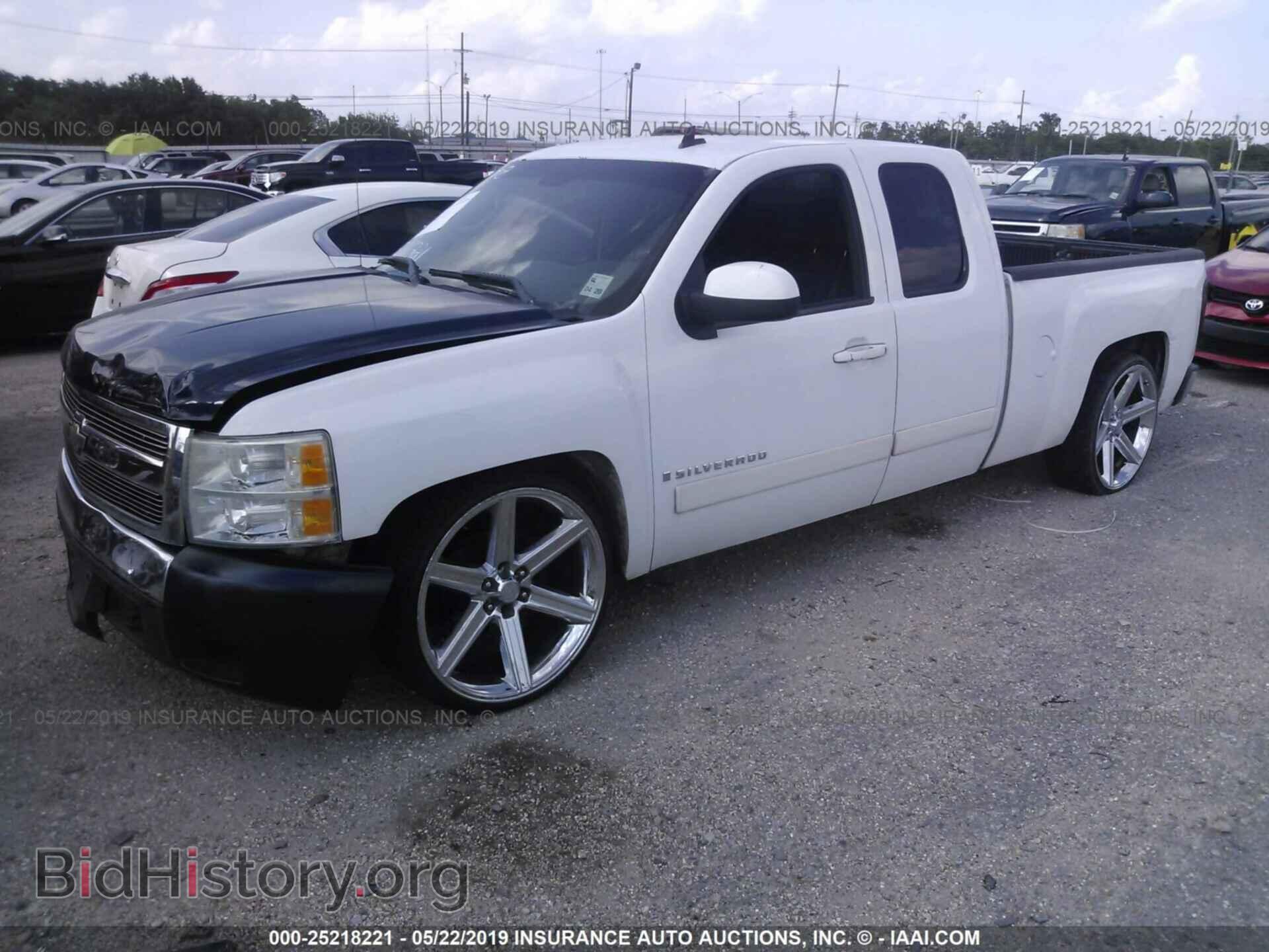 2008 CHEVROLET SILVERADO - VIN: 2GCEC19J881145513 - Фото 2