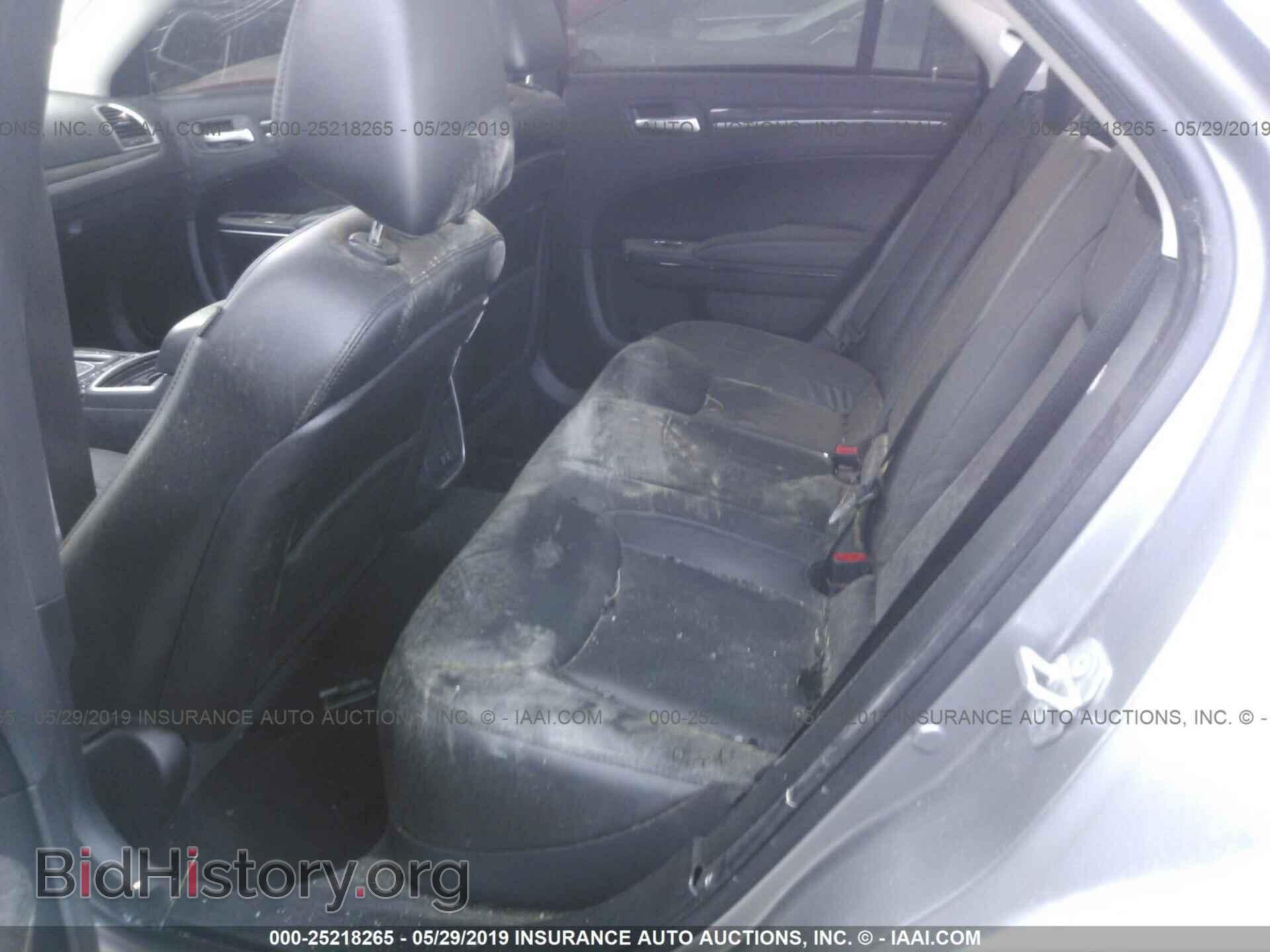 2016 CHRYSLER 300 - VIN: 2C3CCAAGXGH313878 - Фото 8