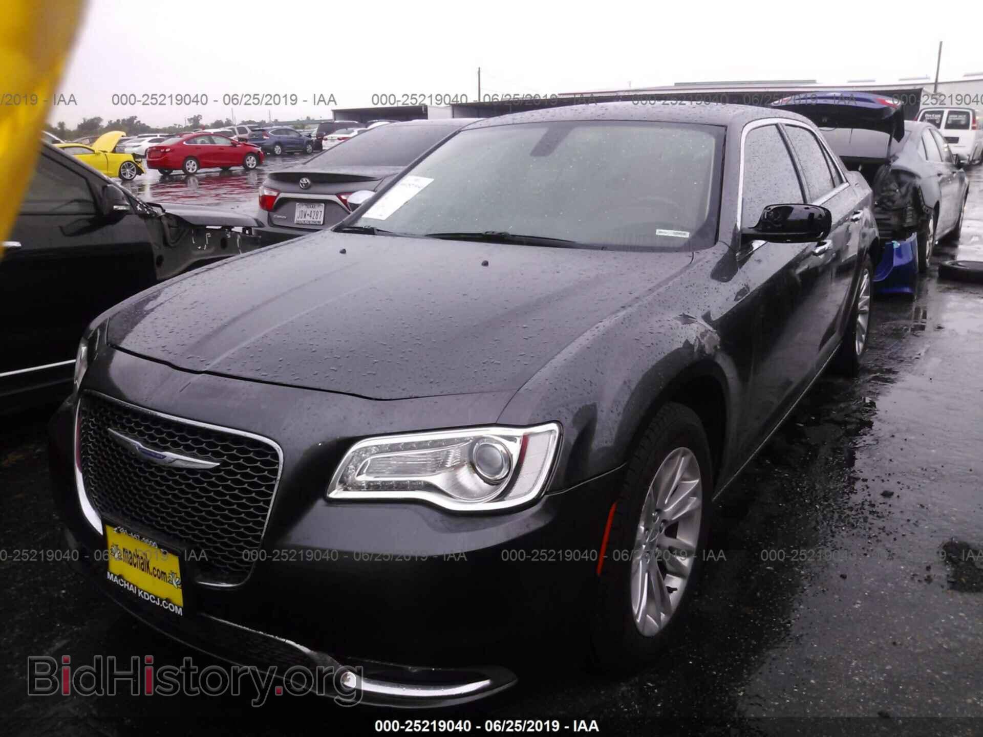 2016 CHRYSLER 300C - VIN: 2C3CCAEG2GH151612 - Фото 2
