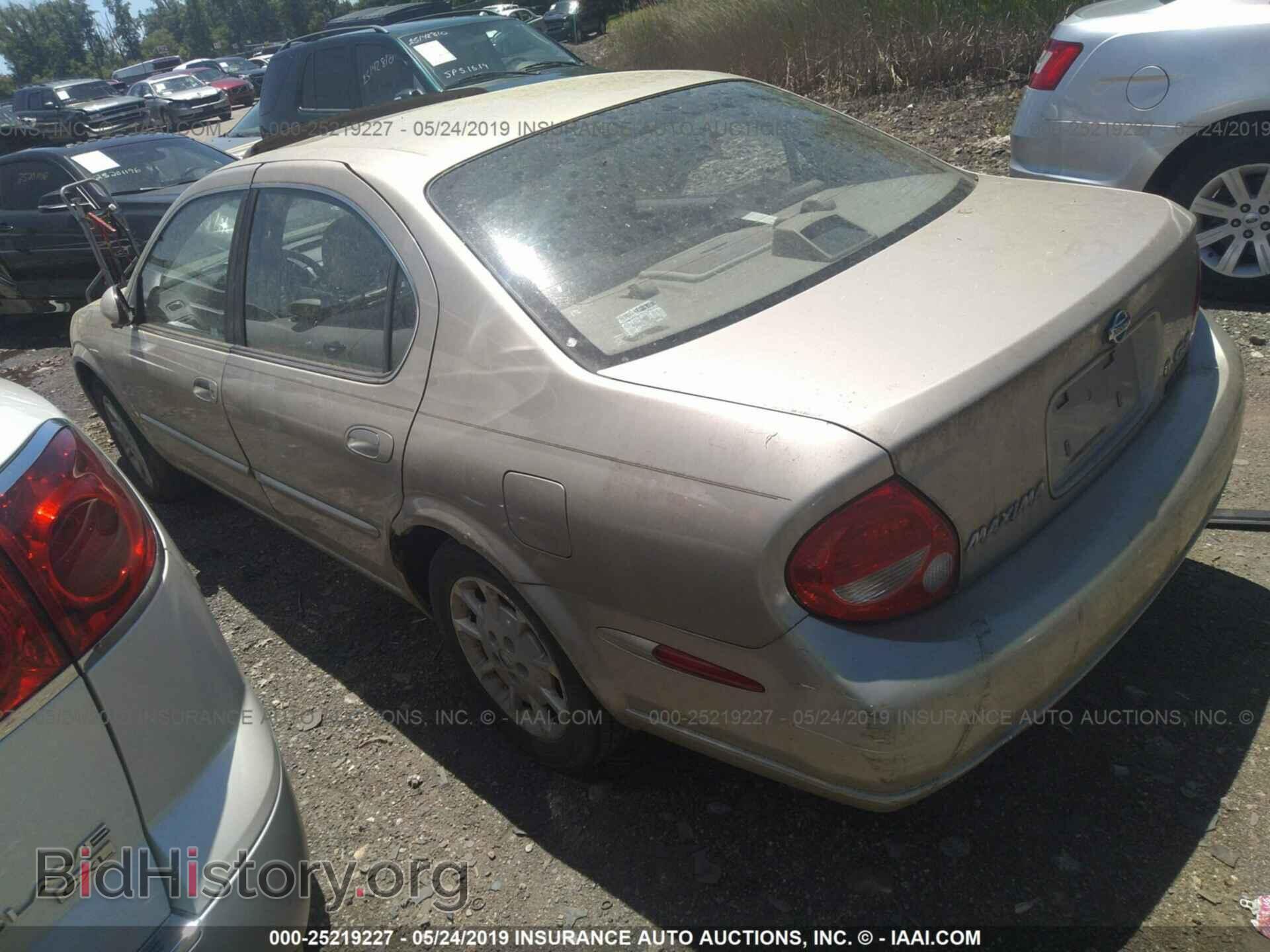 2000 NISSAN MAXIMA - VIN: JN1CA31D5YT506465 - Фото 3