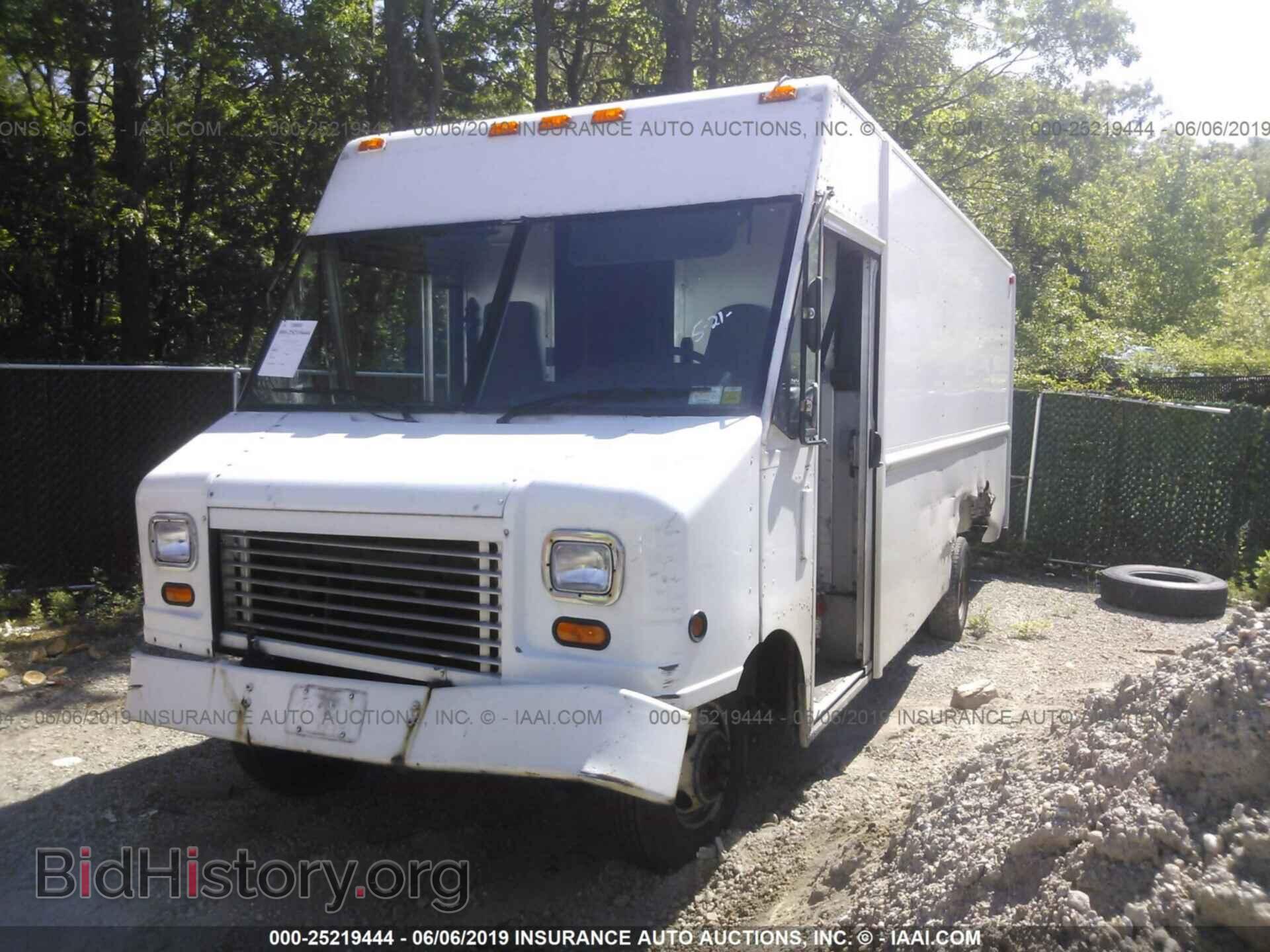 2010 FORD ECONOLINE - VIN: 1FC3E3KL6ADA48863 - Фото 2