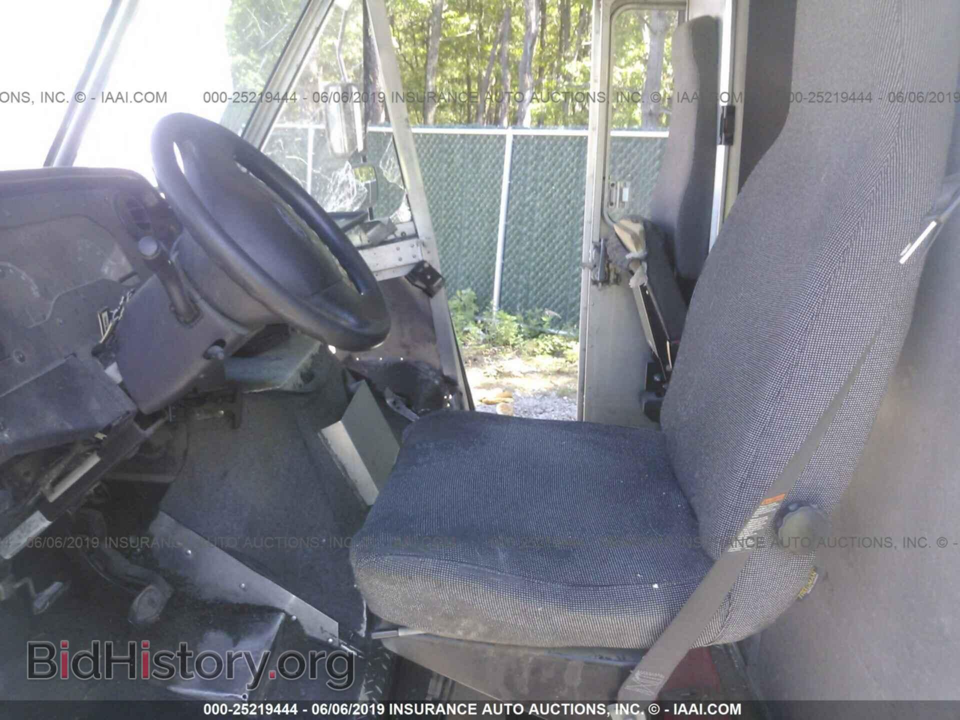2010 FORD ECONOLINE - VIN: 1FC3E3KL6ADA48863 - Фото 5