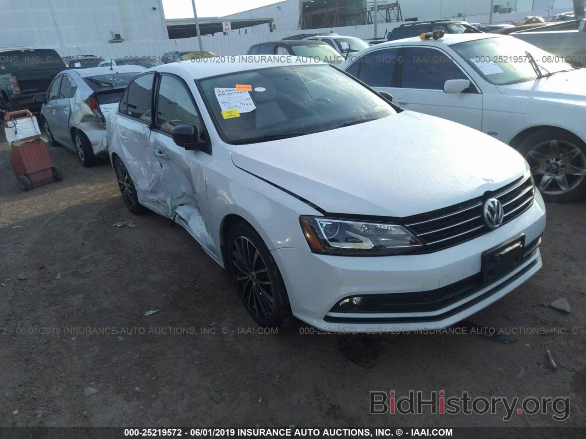 Photo 3VWD17AJ1GM394921 - VOLKSWAGEN JETTA 2016