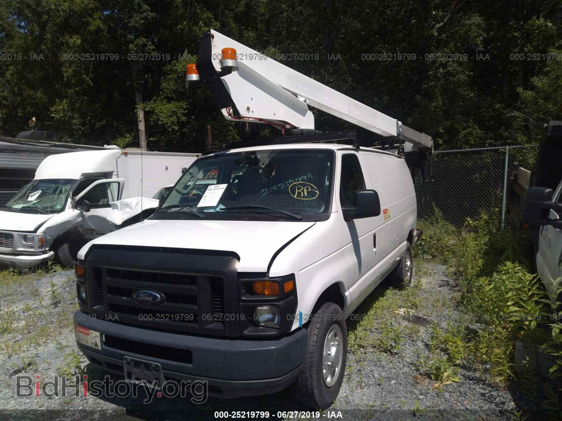 2011 FORD ECONOLINE - VIN: 1FTSE3EL7BDB25782 - Photo 2