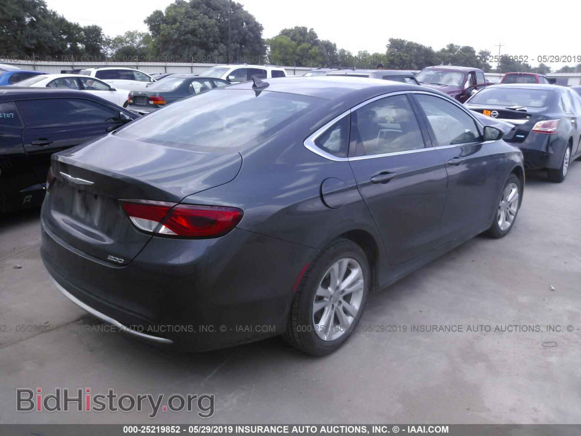 2016 CHRYSLER 200 - VIN: 1C3CCCAB6GN178678 - Photo 4