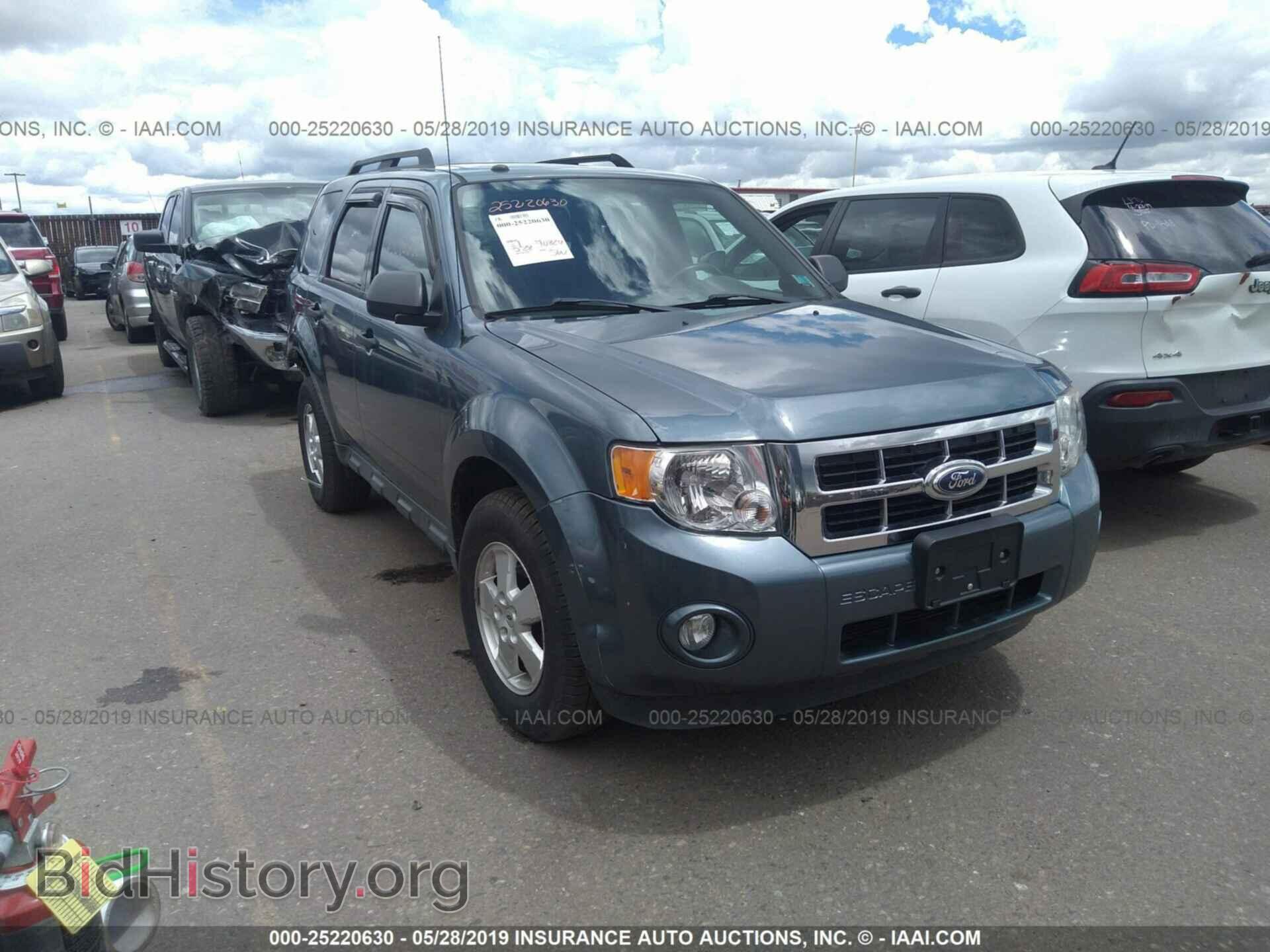 Фотография 1FMCU0D77BKC58690 - FORD ESCAPE 2011