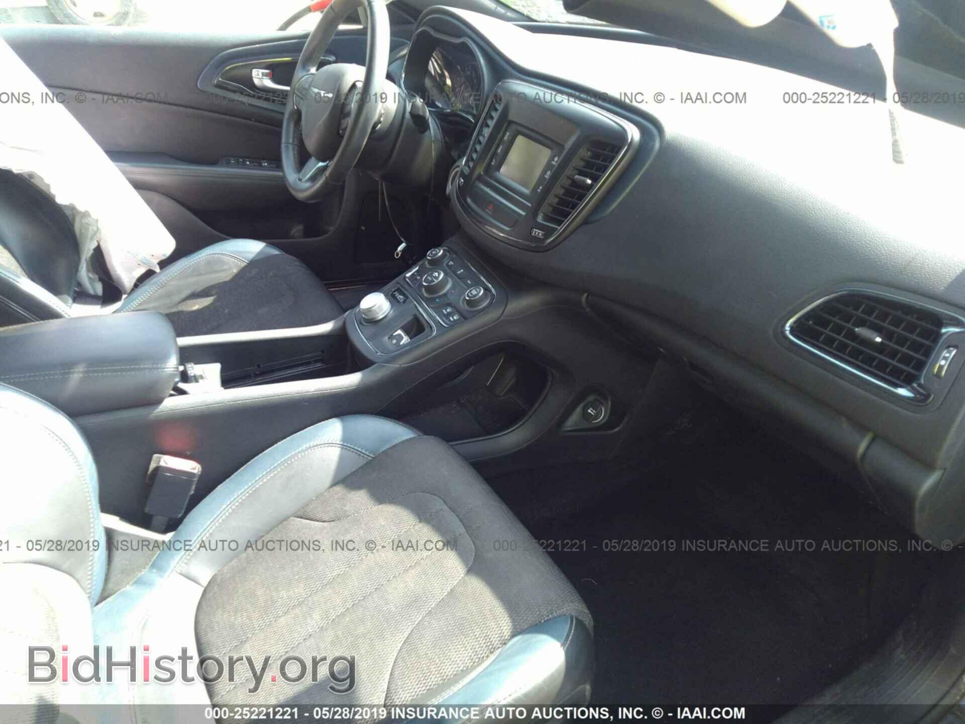 2016 CHRYSLER 200 - VIN: 1C3CCCBB2GN151752 - Photo 5
