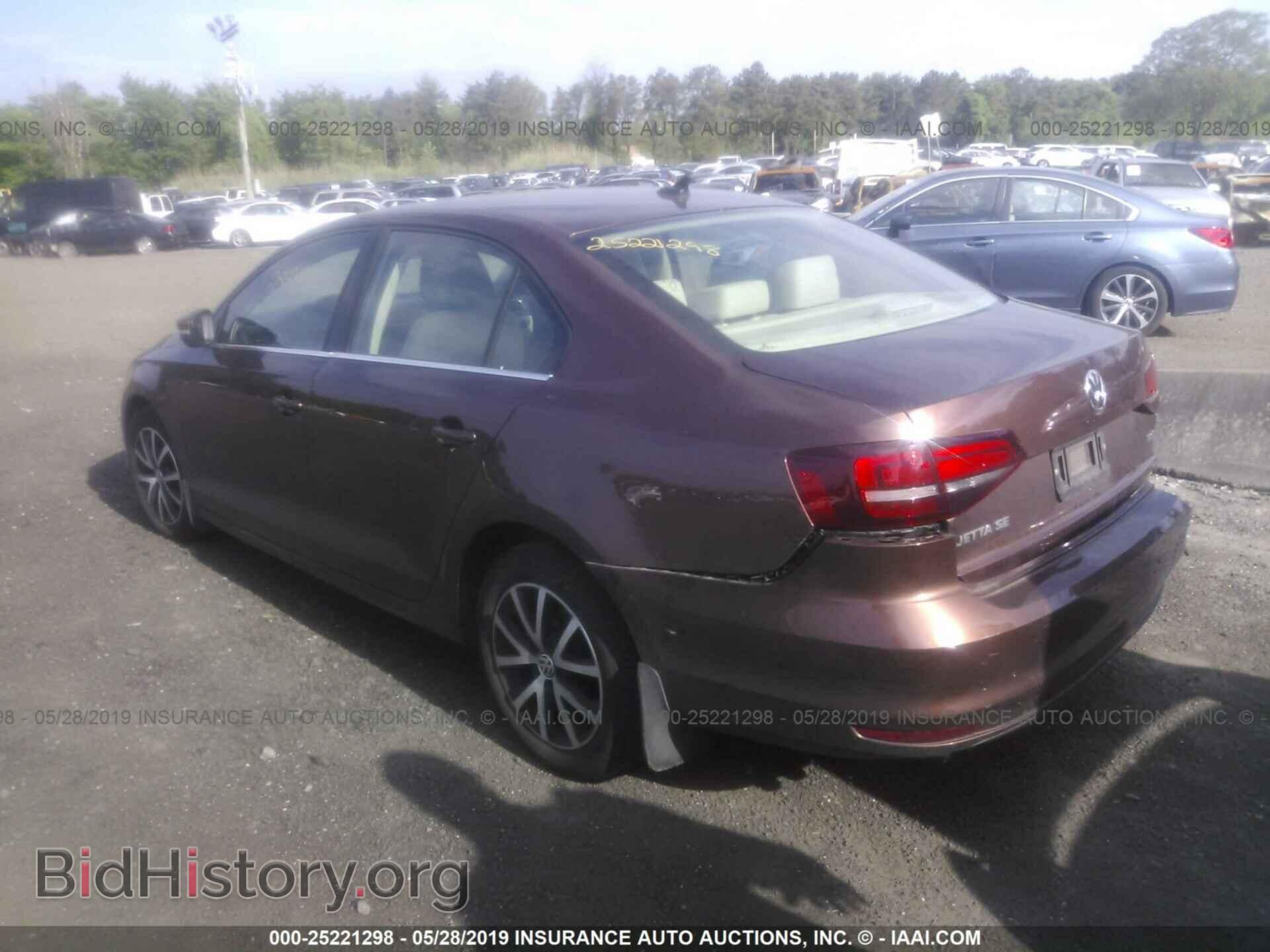 2017 VOLKSWAGEN JETTA - VIN: 3VWDB7AJ8HM201419 - Фото 3