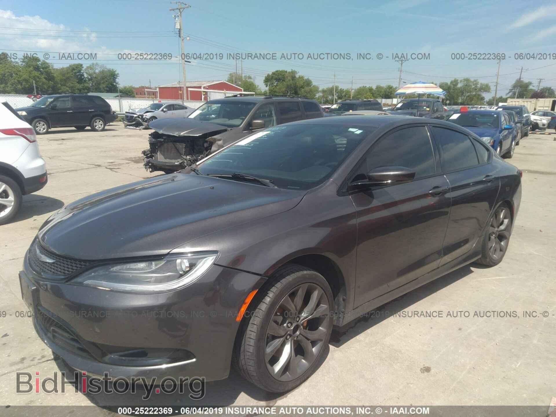 2015 CHRYSLER 200 - VIN: 1C3CCCDG6FN556746 - Фото 2