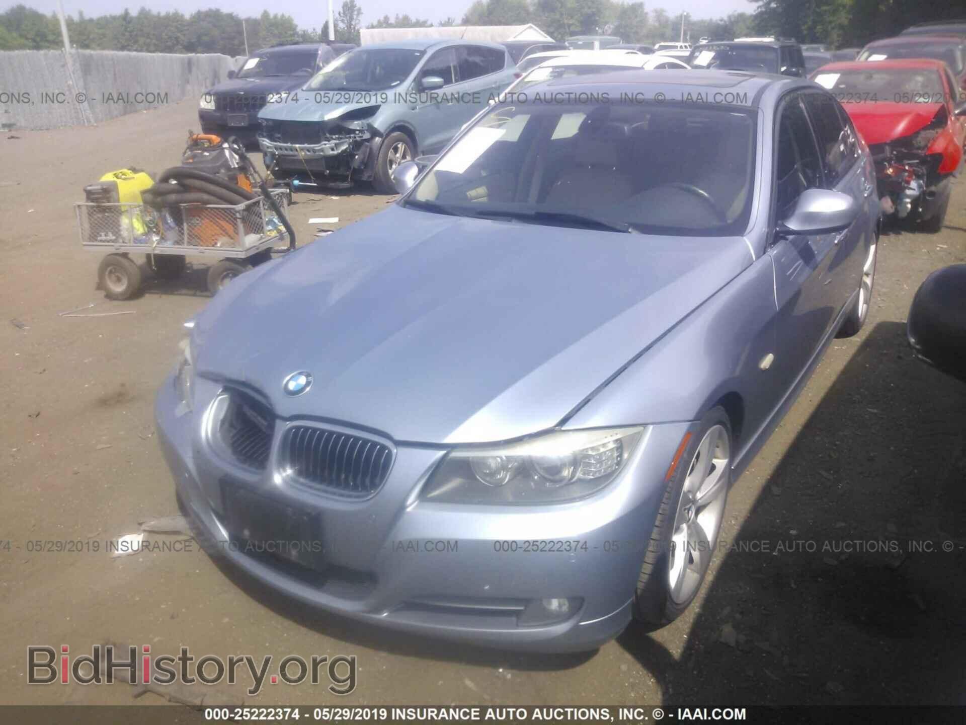 2010 BMW 335 - VIN: WBAPM7G50ANL89074 - Фото 2