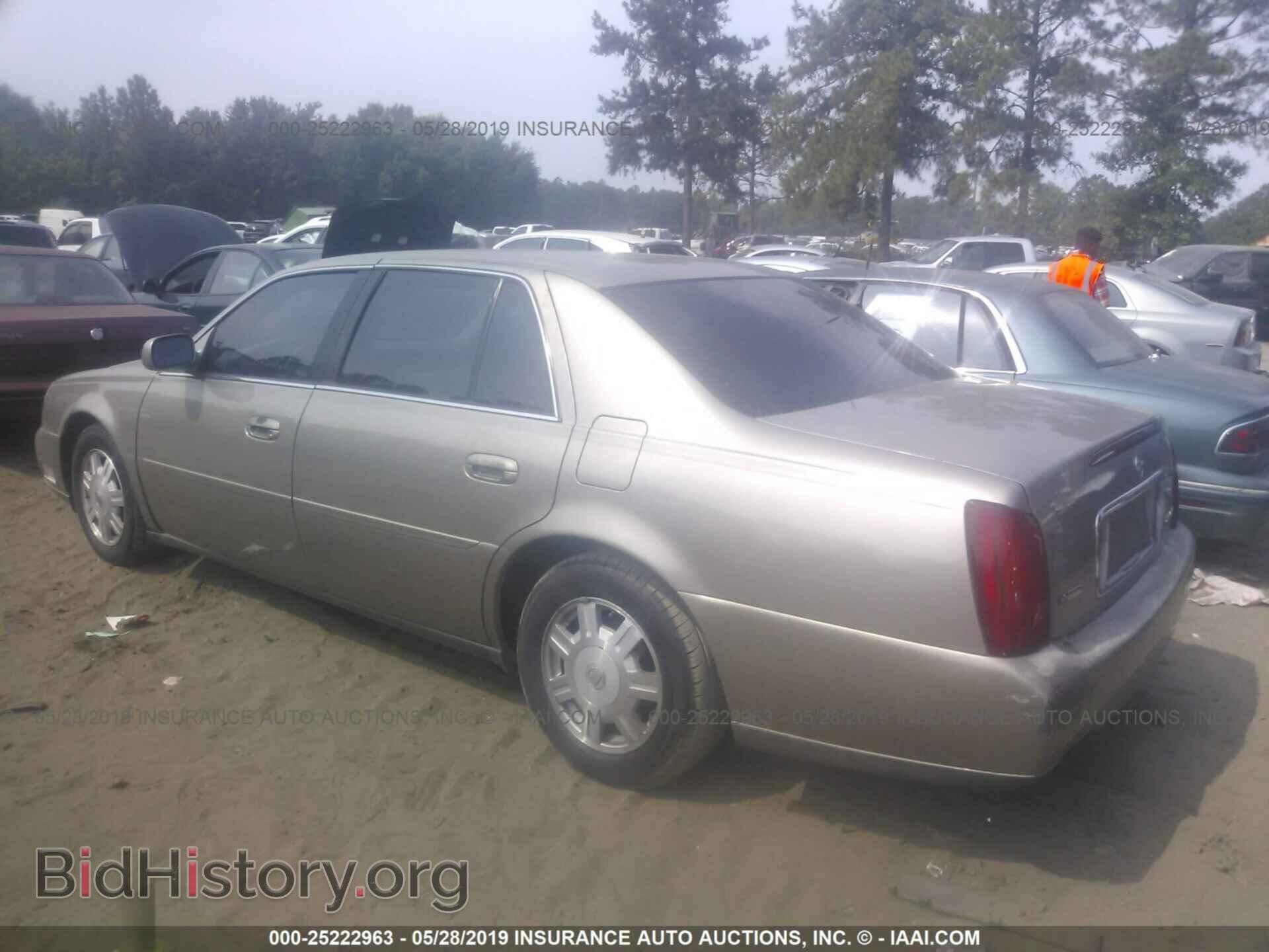 2004 CADILLAC DEVILLE - VIN: 1G6KD54YX4U215400 - Photo 3