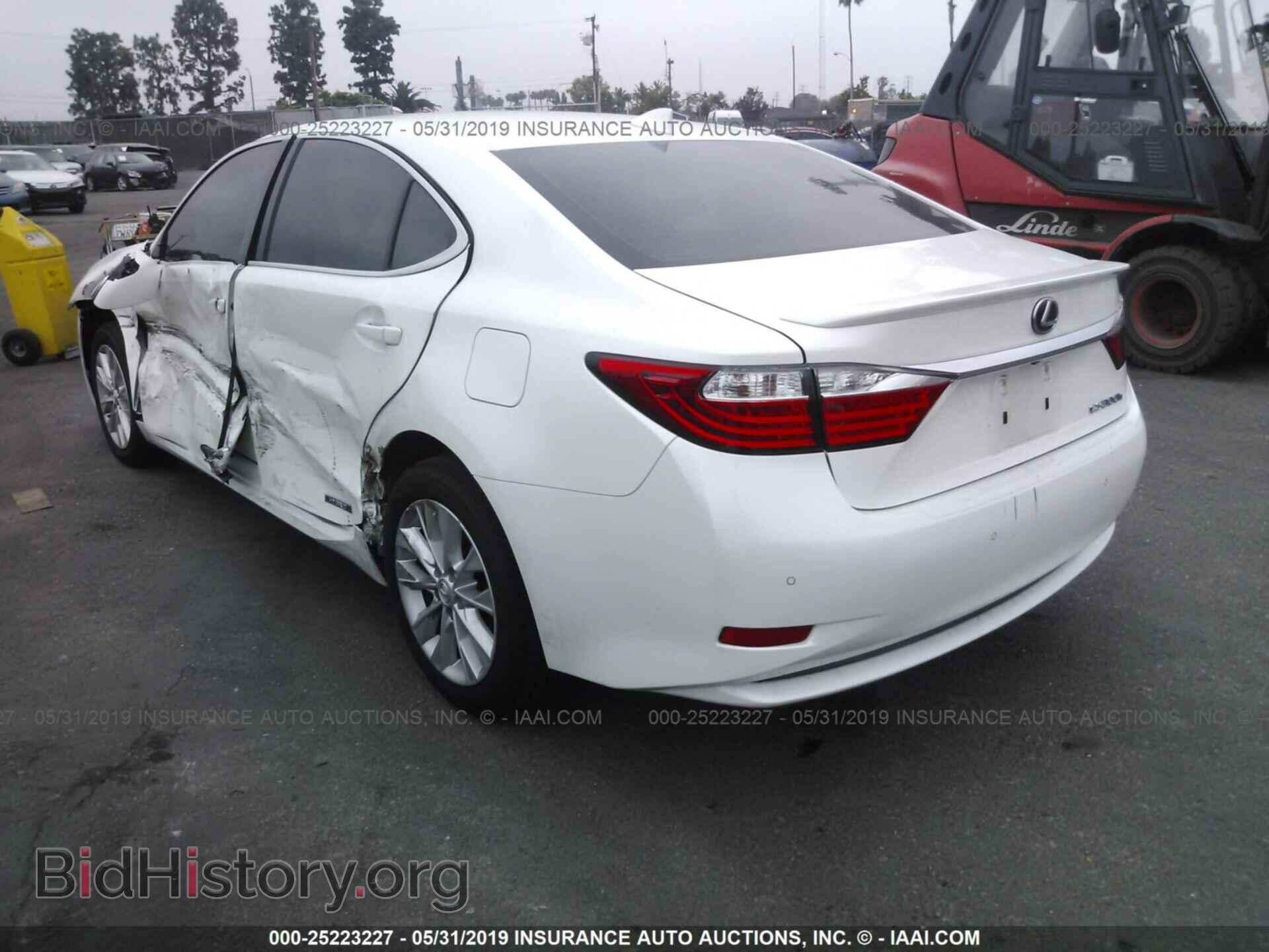 2015 LEXUS ES - VIN: JTHBW1GG5F2083596 - Фото 3