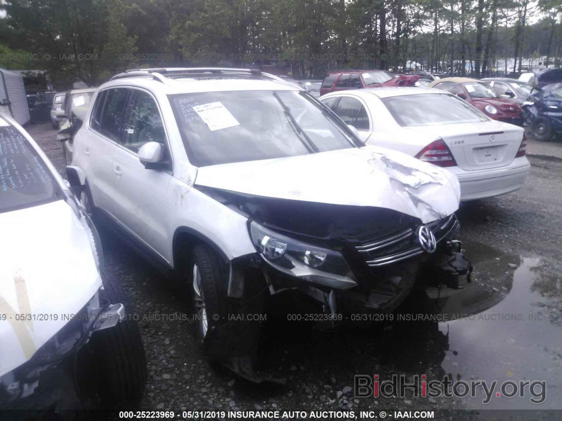 Photo WVGAV7AX4CW554214 - VOLKSWAGEN TIGUAN 2012