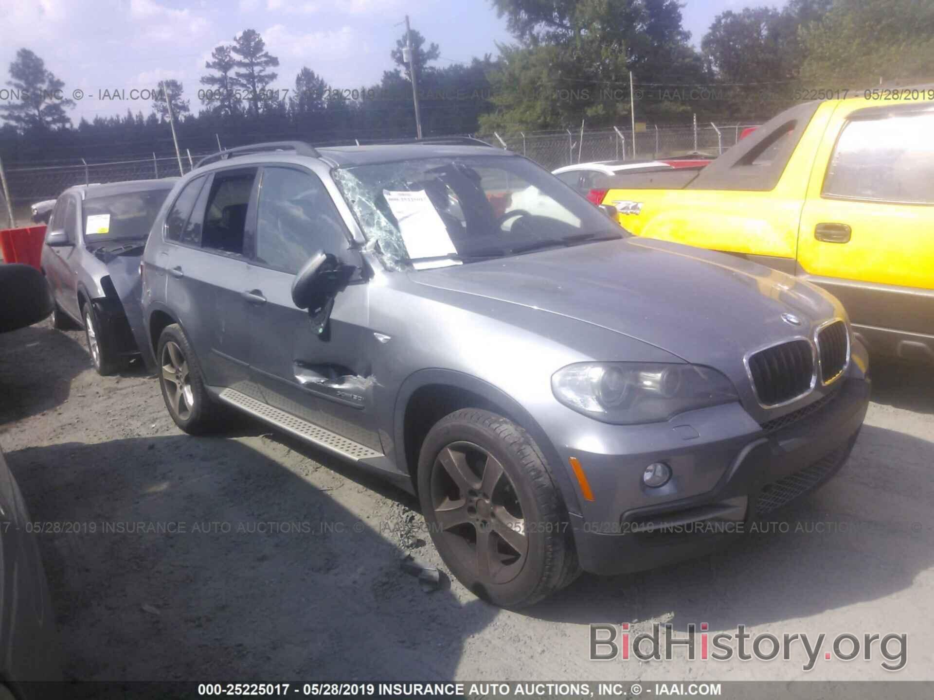 Photo 5UXFE4C57AL385176 - BMW X5 2010