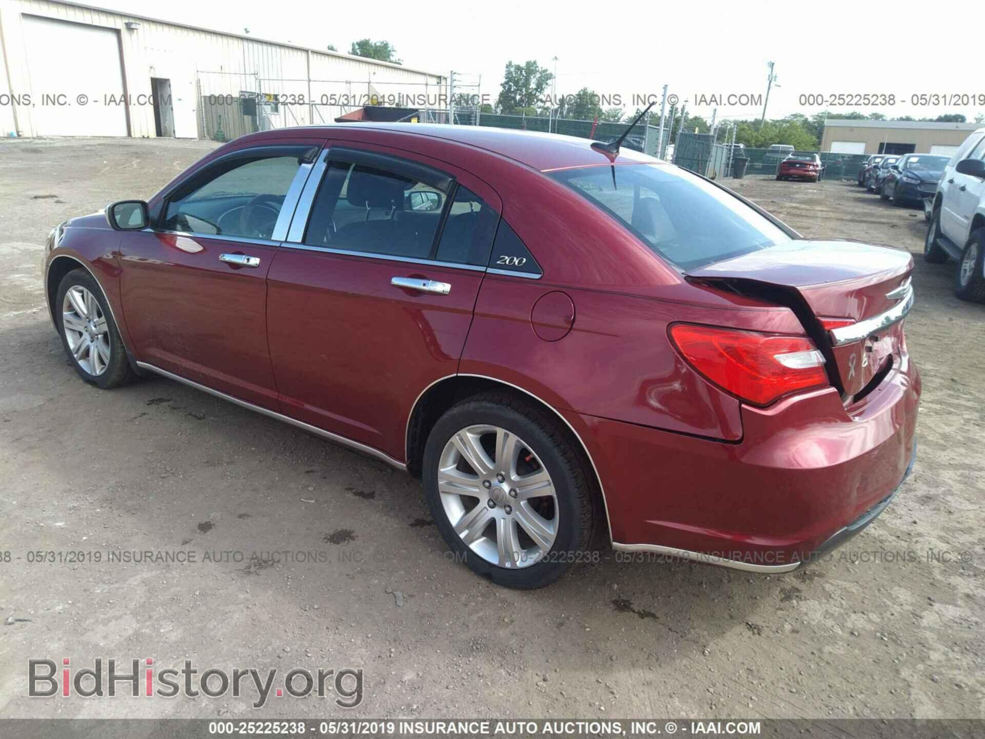 2012 CHRYSLER 200 - VIN: 1C3CCBBG0CN206103 - Фото 3
