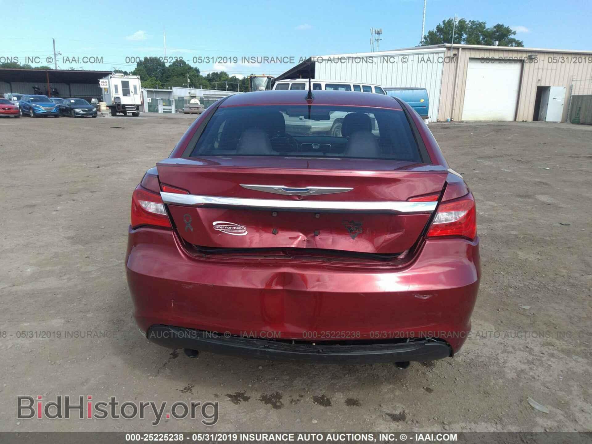 2012 CHRYSLER 200 - VIN: 1C3CCBBG0CN206103 - Фото 6