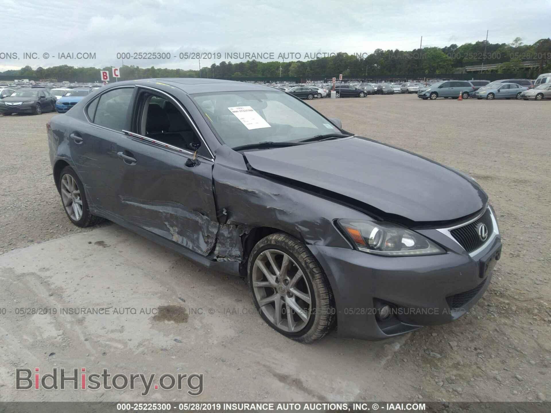 Photo JTHCF5C20D5062897 - LEXUS IS 2013