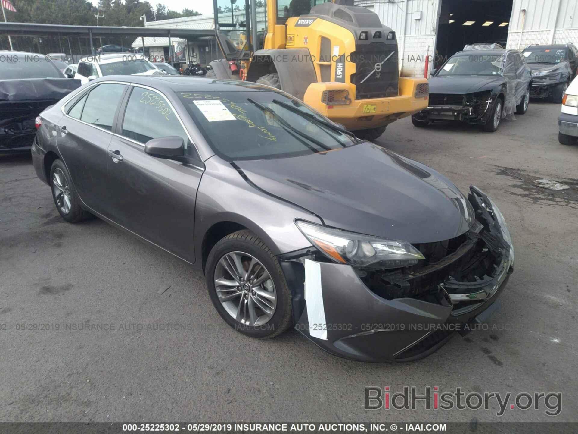 Photo 4T1BF1FK1FU496977 - TOYOTA CAMRY 2015