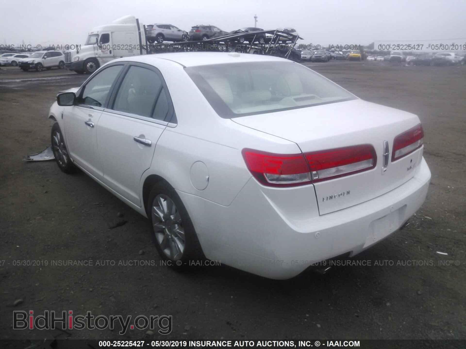 2011 LINCOLN MKZ - VIN: 3LNHL2JC2BR764591 - Фото 3